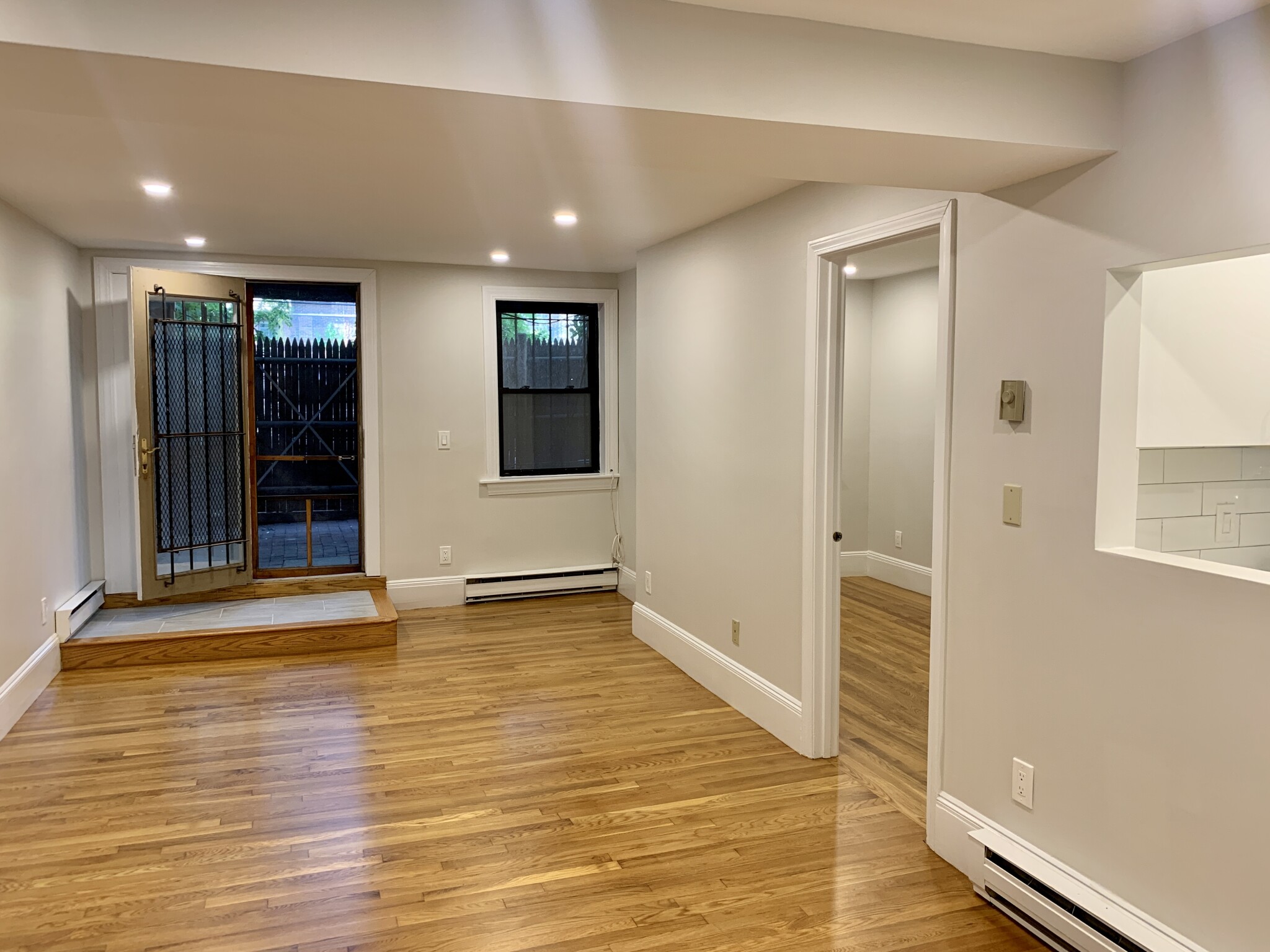 24 Yarmouth St, South End