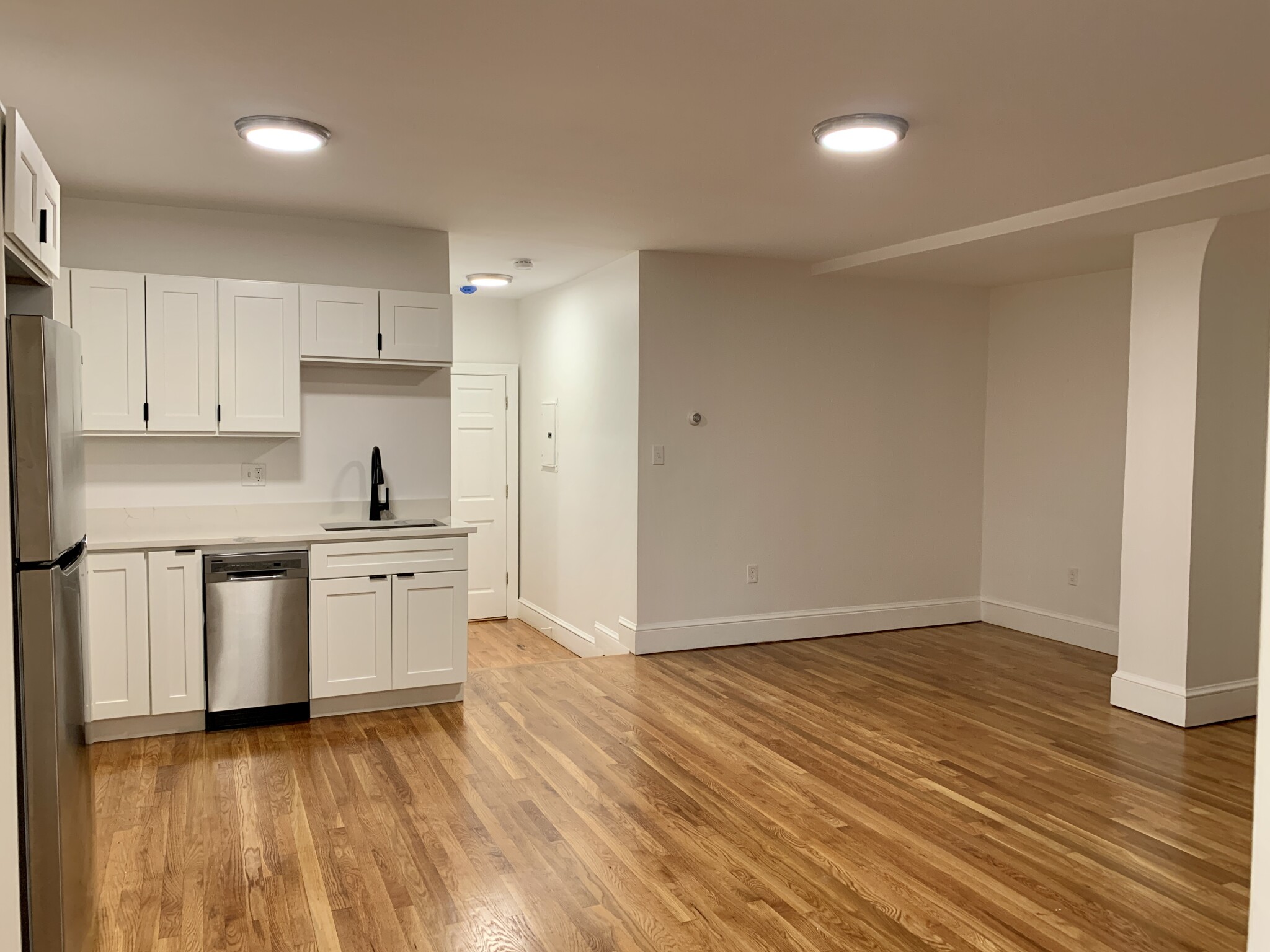 141 Beacon St, Back Bay