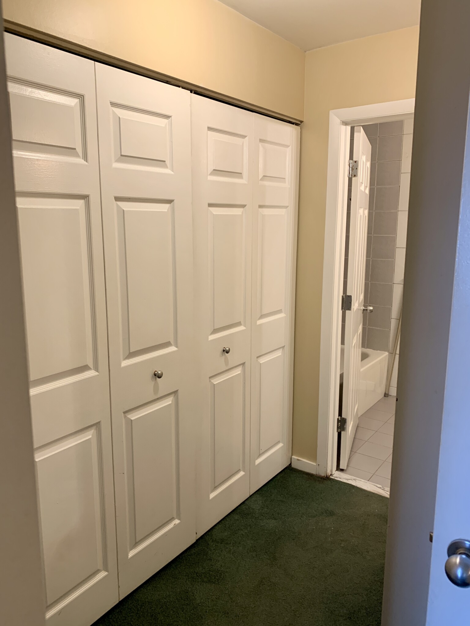 2 bed, 2 bath apartment for rent at 376 Commercial St Unit 6D, Waterfront — photo 5 of 8