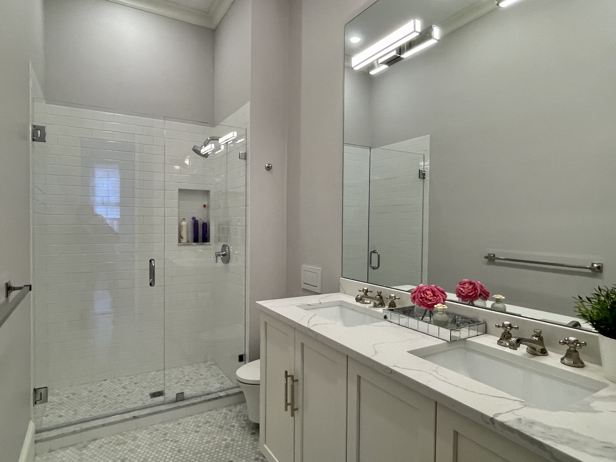 2 bed, 2 bath apartment for rent at 114 Commonwealth Ave Unit 3, Back Bay — photo 9 of 13