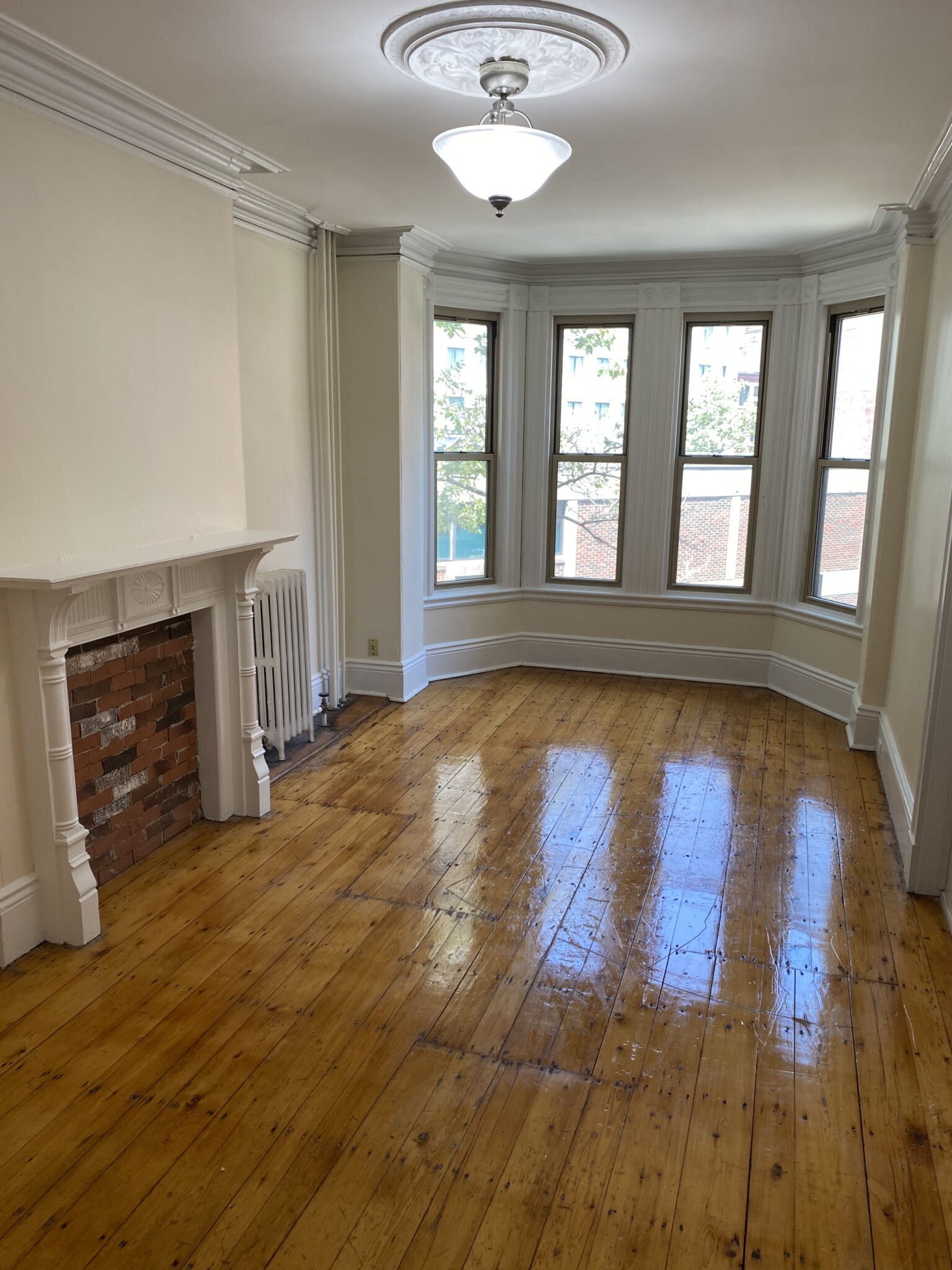 34 Isabella St, Back Bay