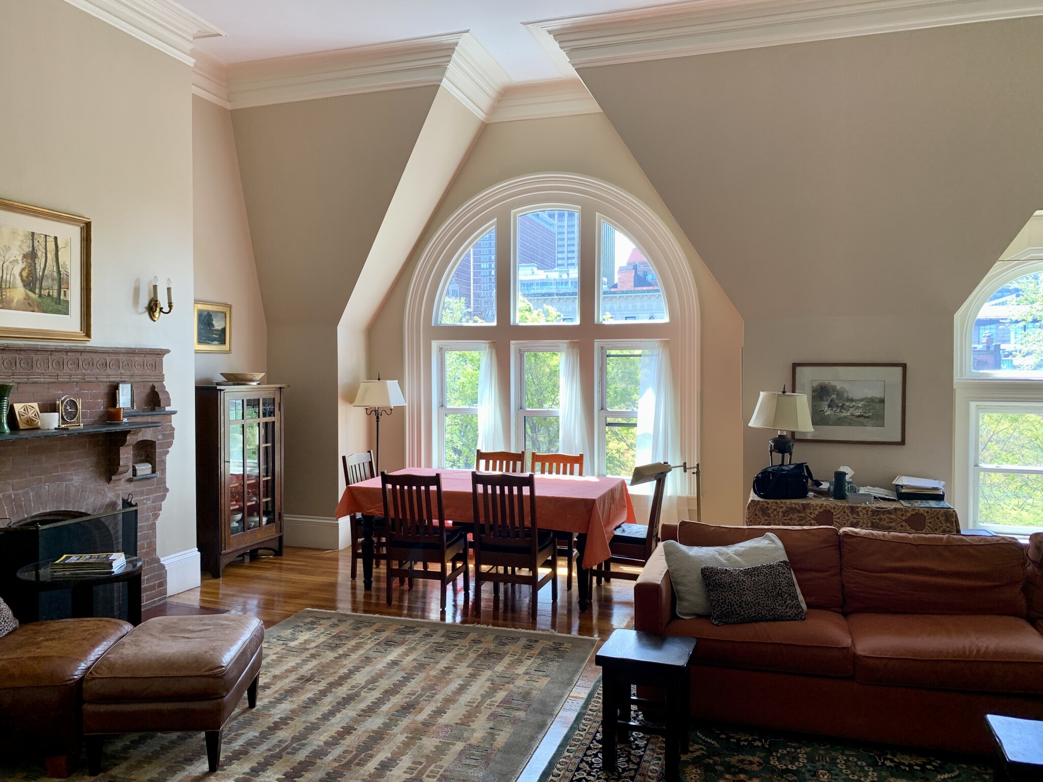 269 Commonwealth Ave, Back Bay