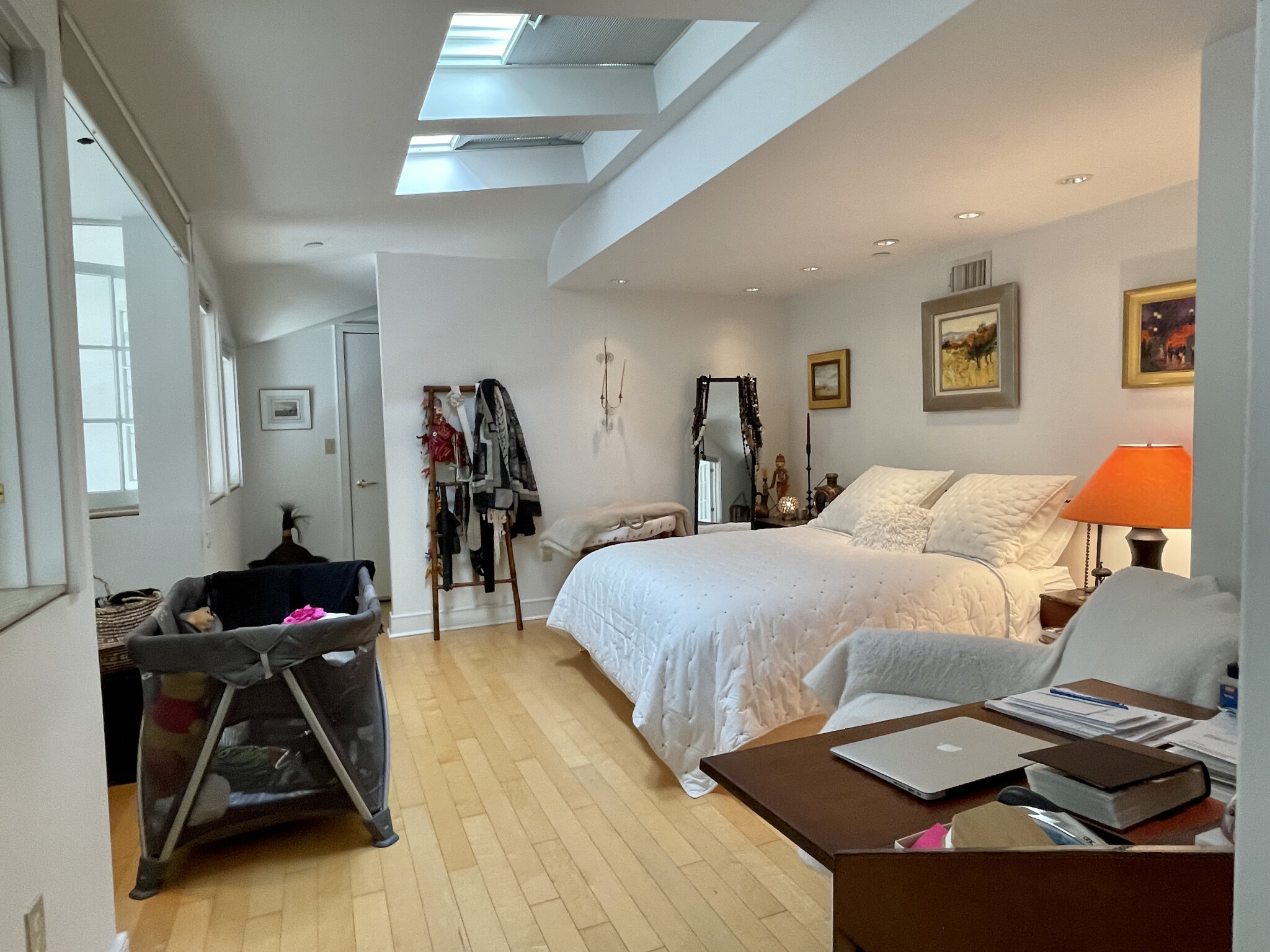 201 Newbury St, Back Bay