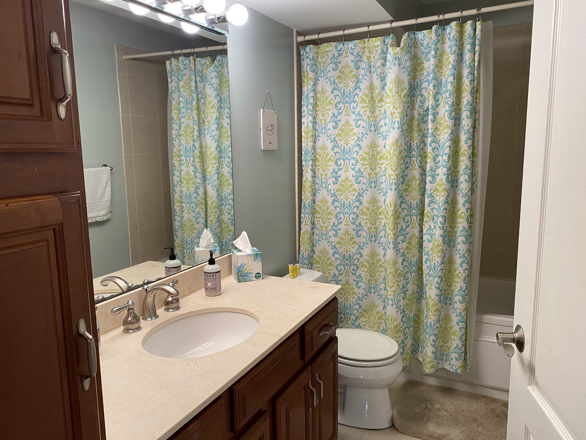 906 4th St, South Boston