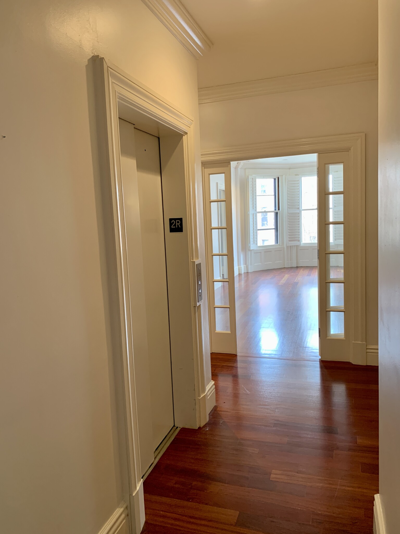 392 Marlborough St, Back Bay