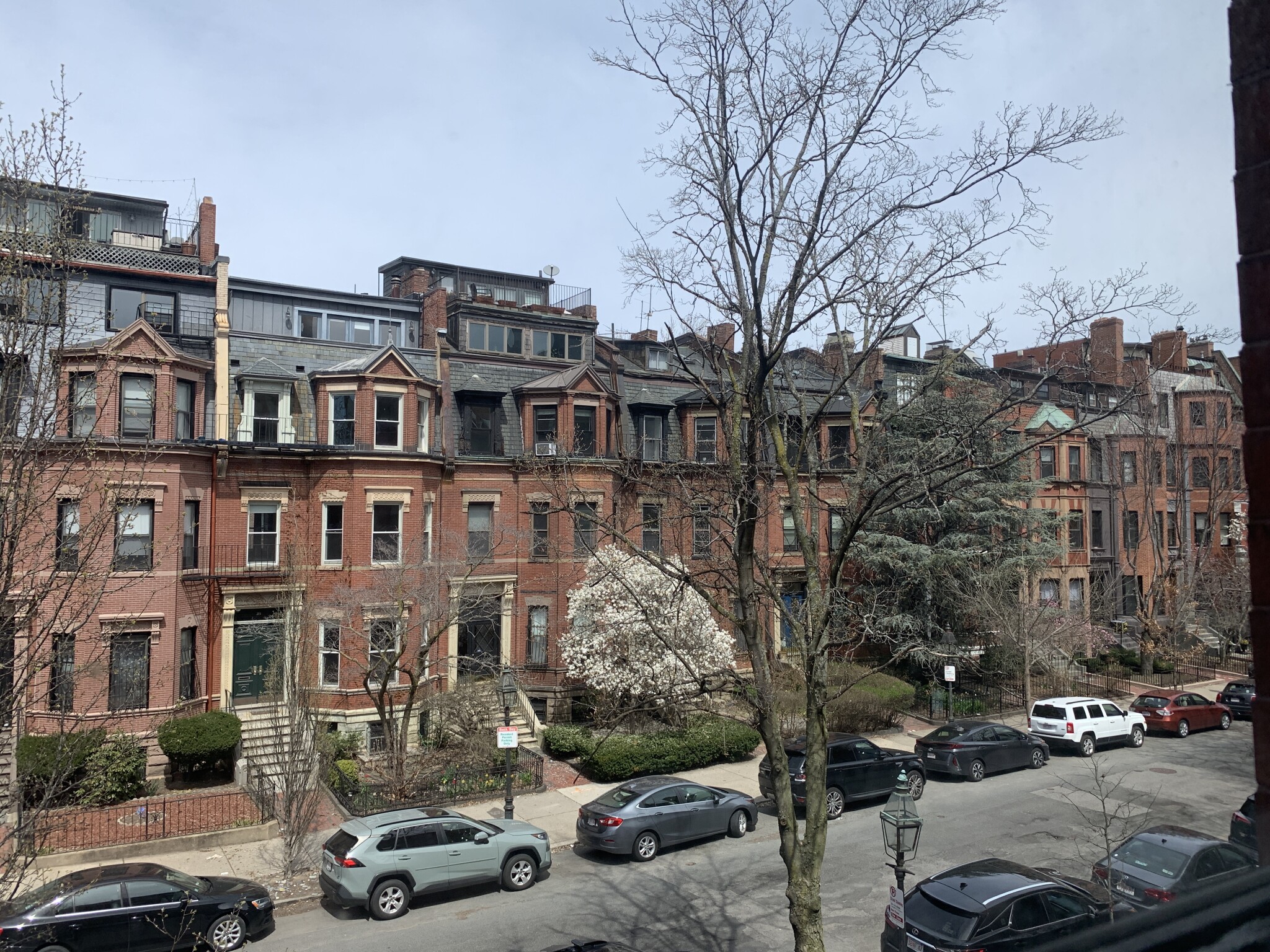 392 Marlborough St, Back Bay