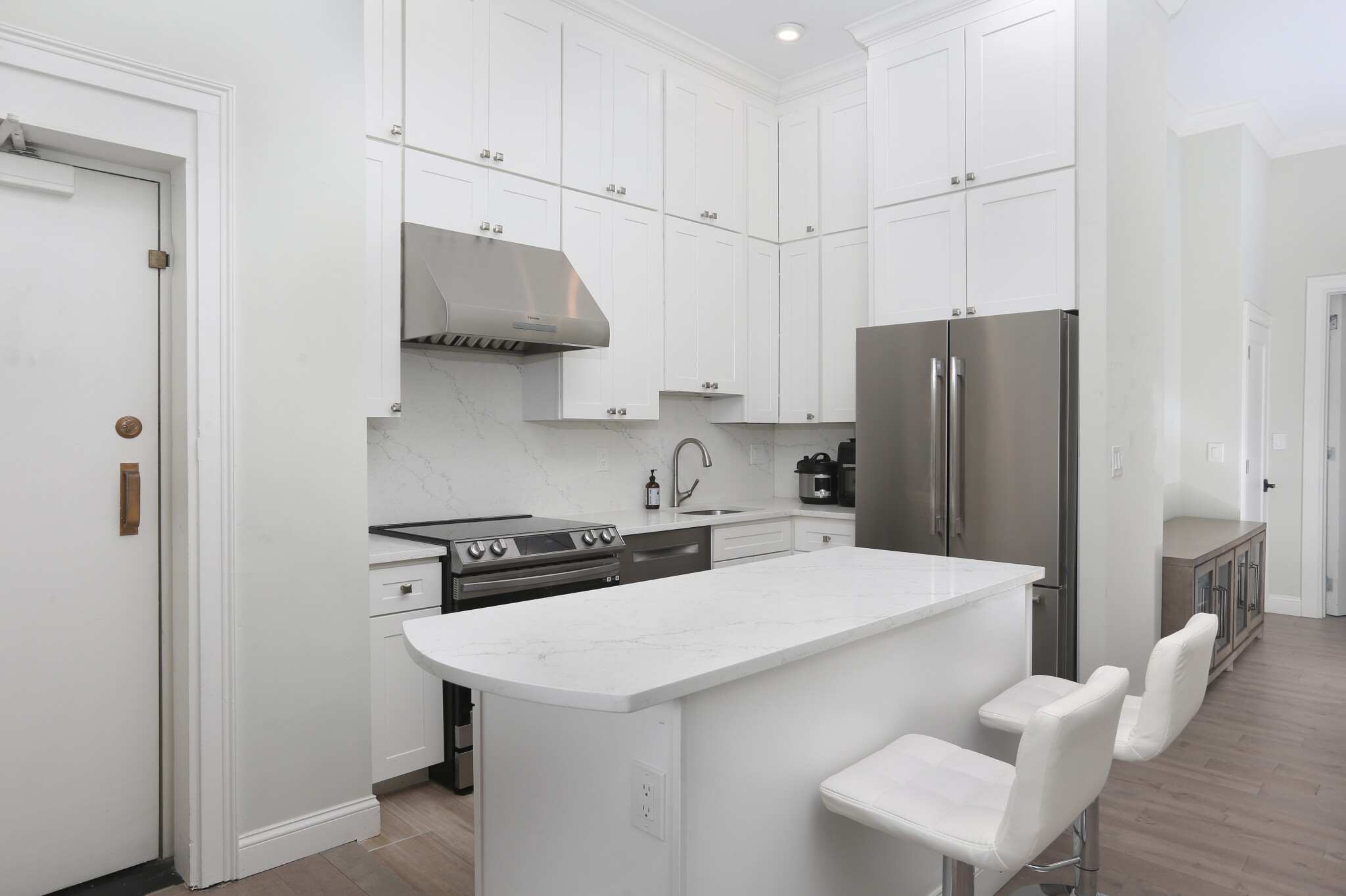 458 Beacon St, Back Bay