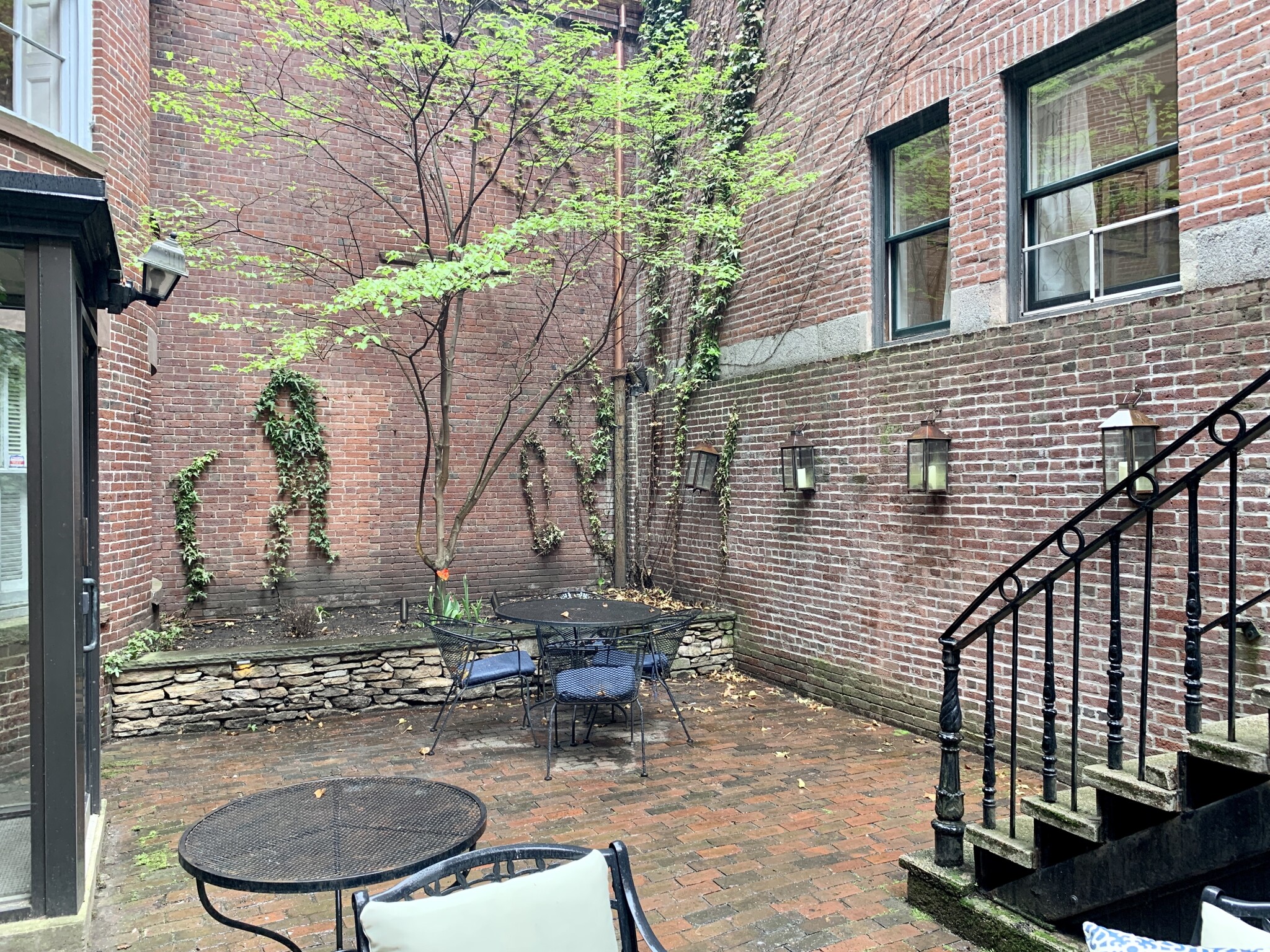 3 Walnut St, Back Bay