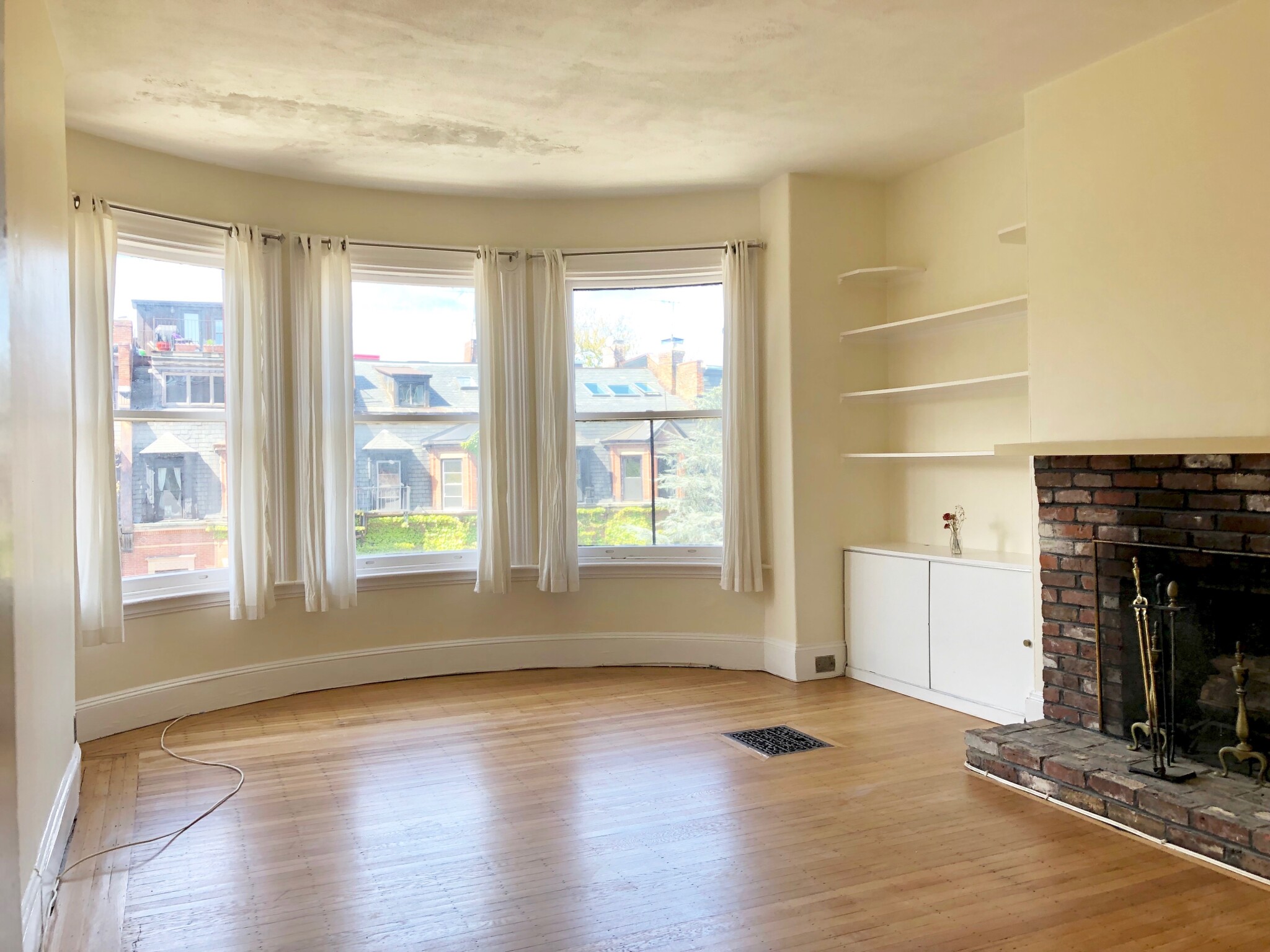 388 Marlborough St, Back Bay