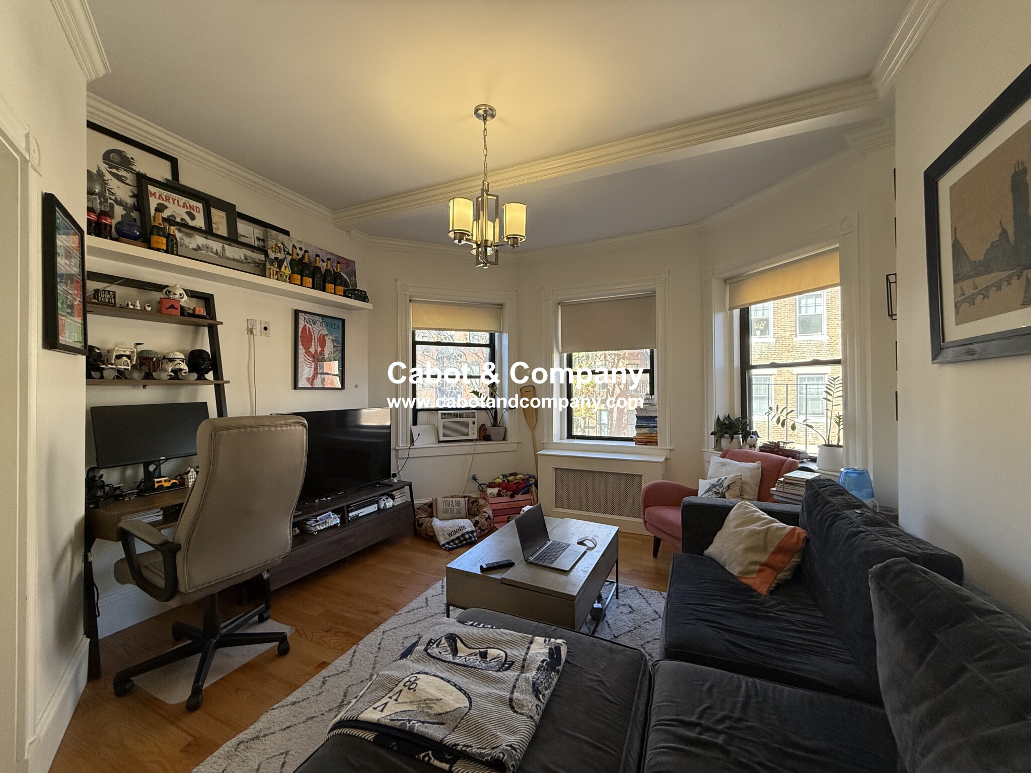 247 Newbury St, Back Bay