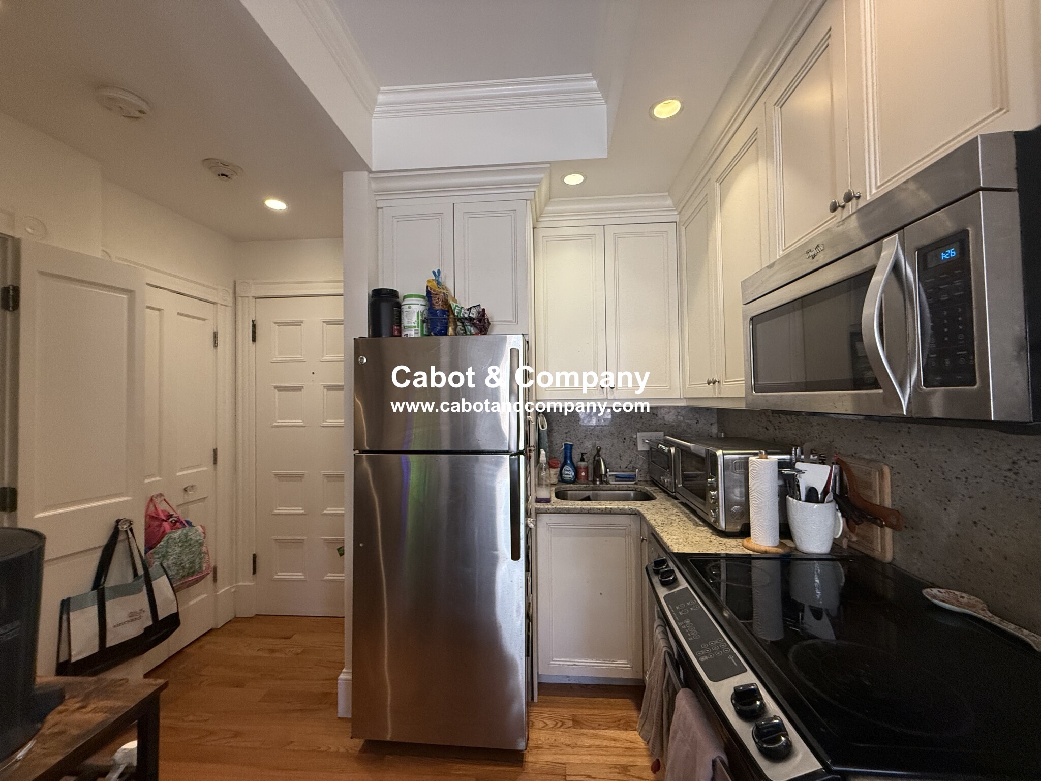 247 Newbury St, Back Bay