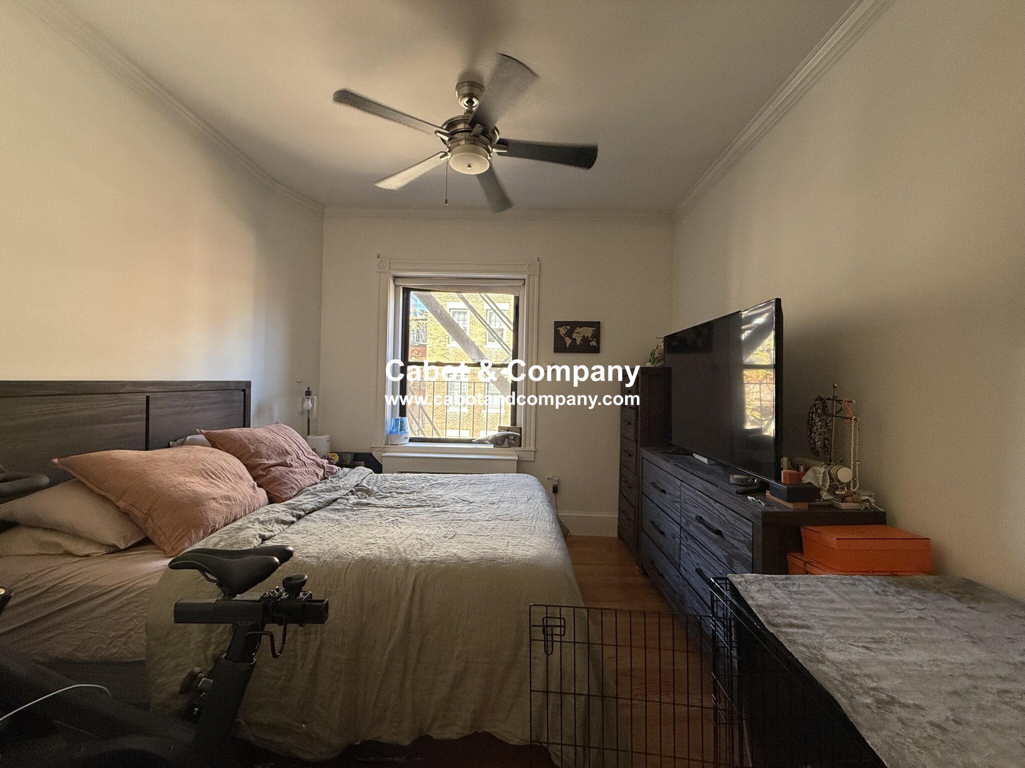 247 Newbury St, Back Bay