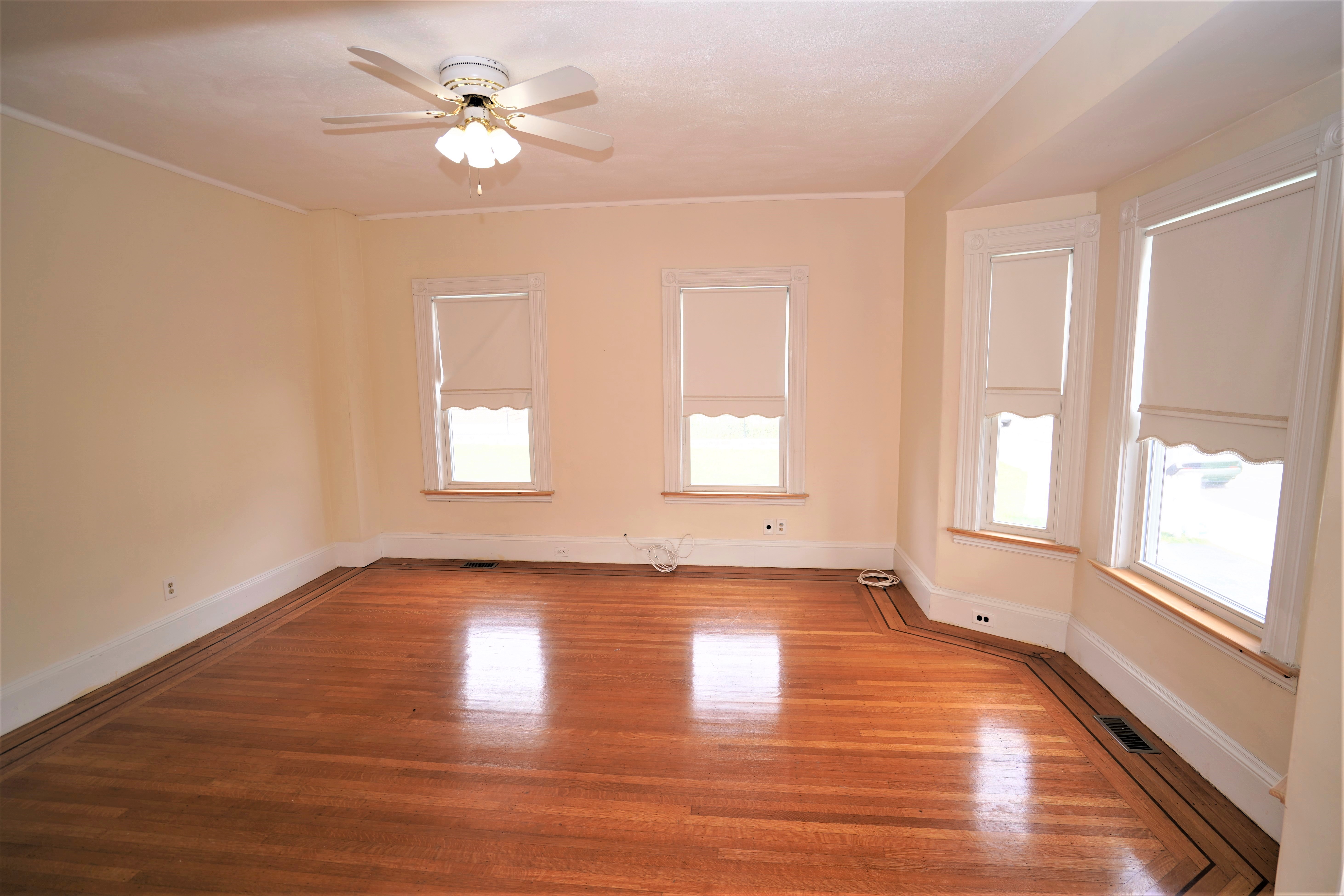 5 bed, 2 bath apartment for rent at 57 Aldie St Unit 1, Allston — photo 5 of 24