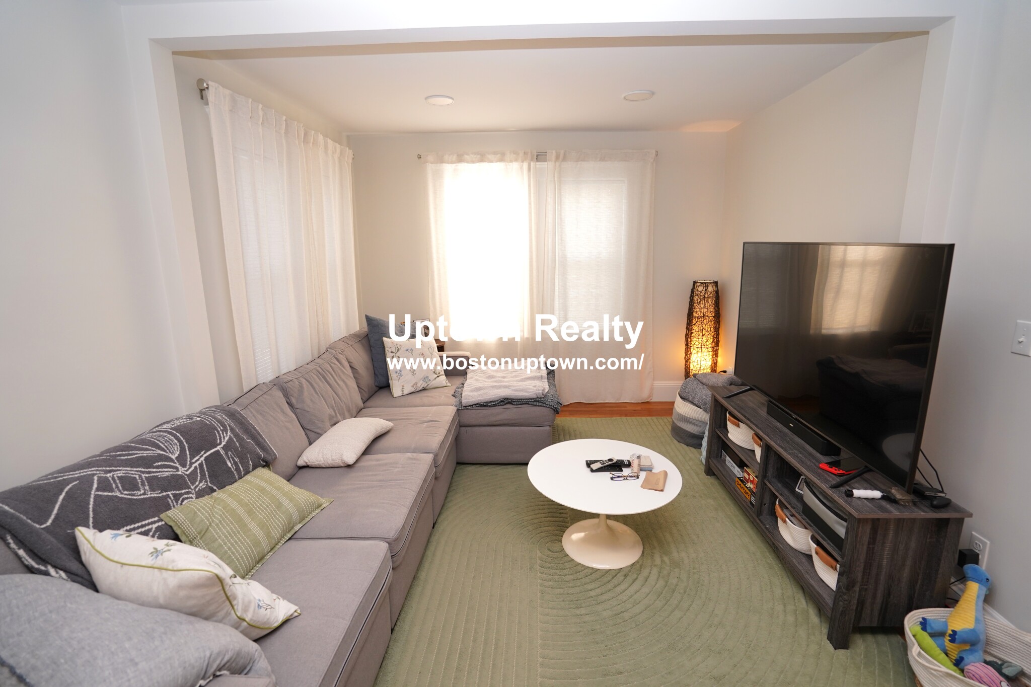 Photos of apartment on Walnut,Watertown MA 02472