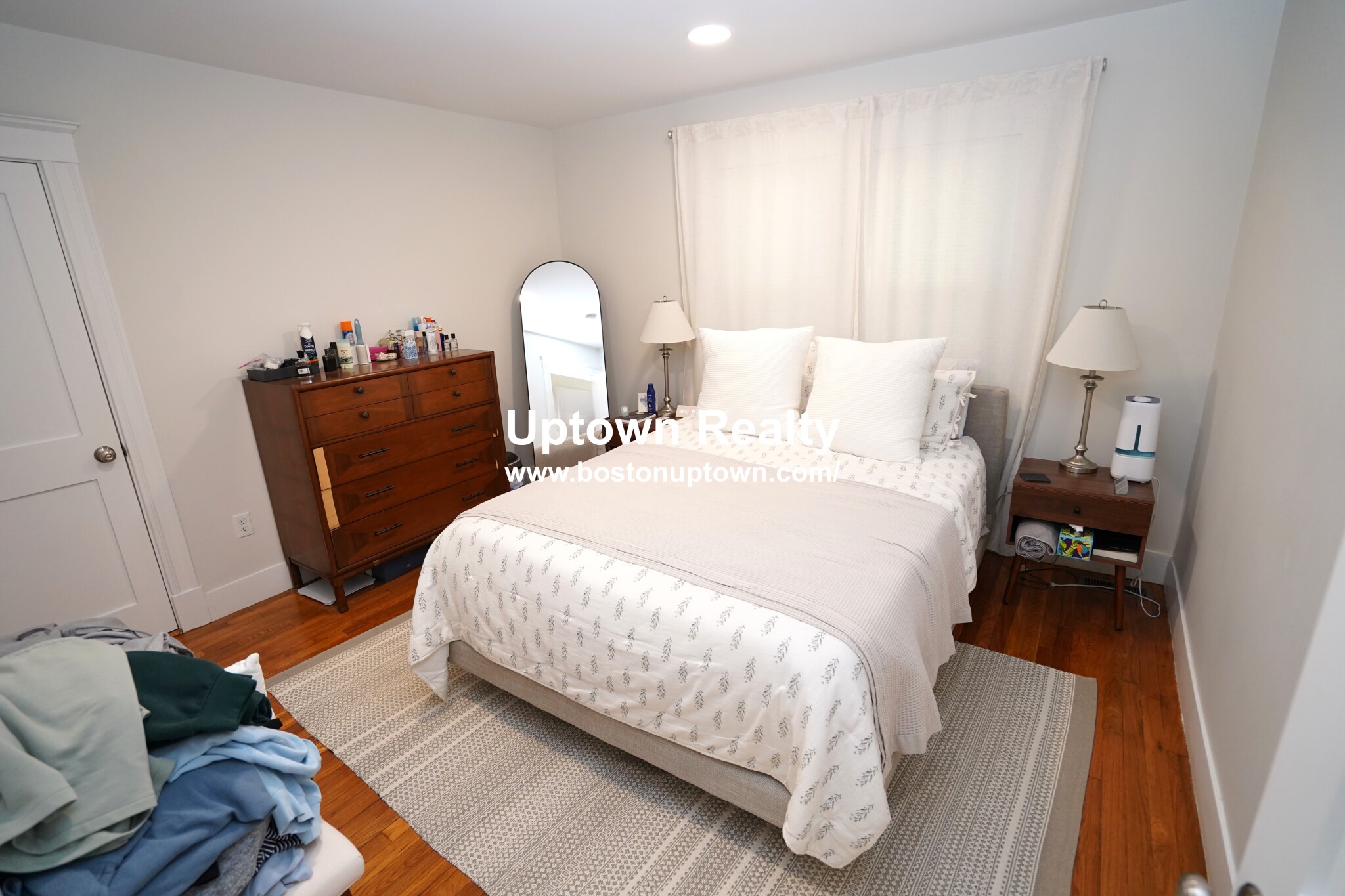 Photos of apartment on Walnut,Watertown MA 02472