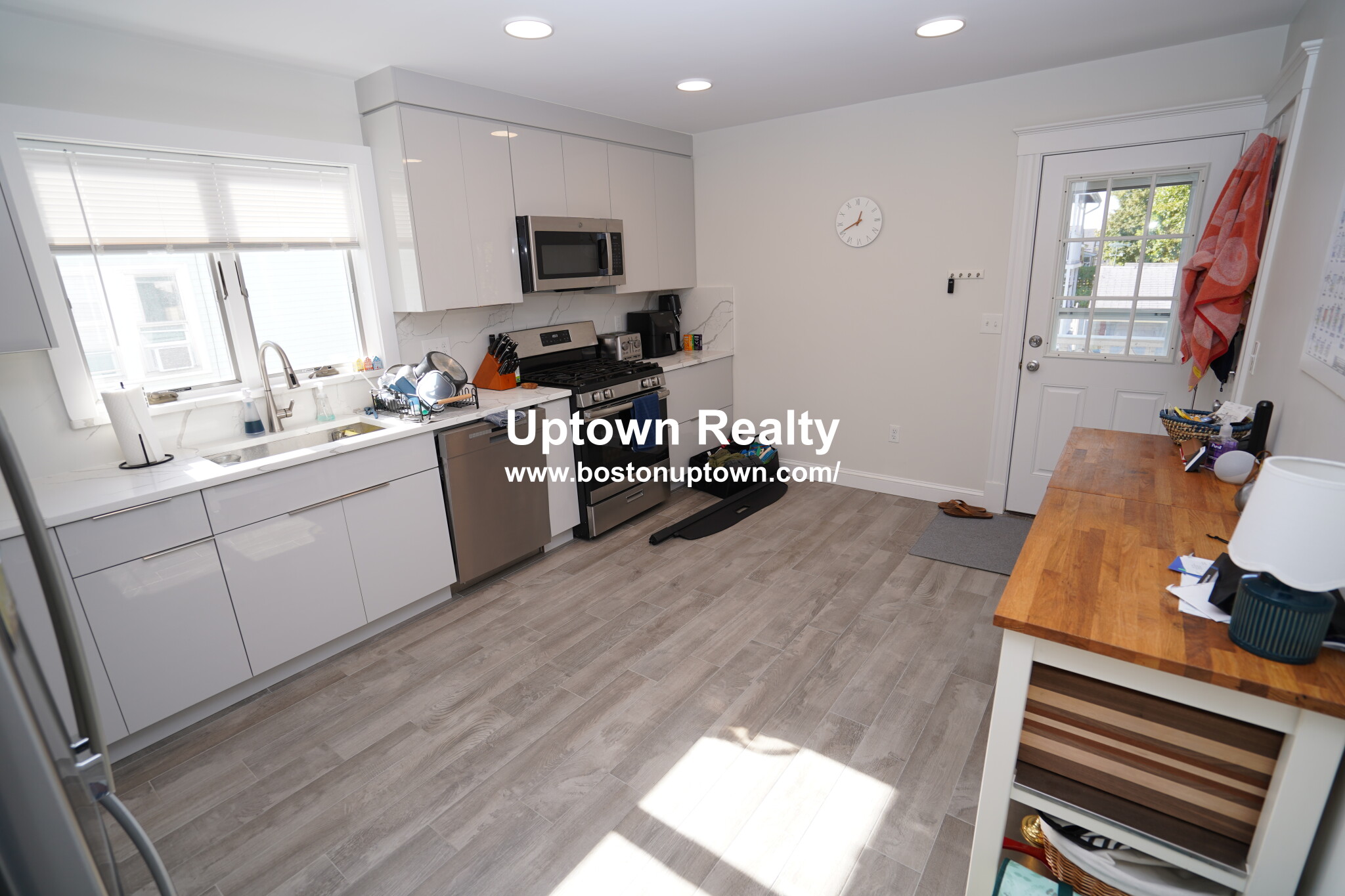 Photos of apartment on Walnut,Watertown MA 02472