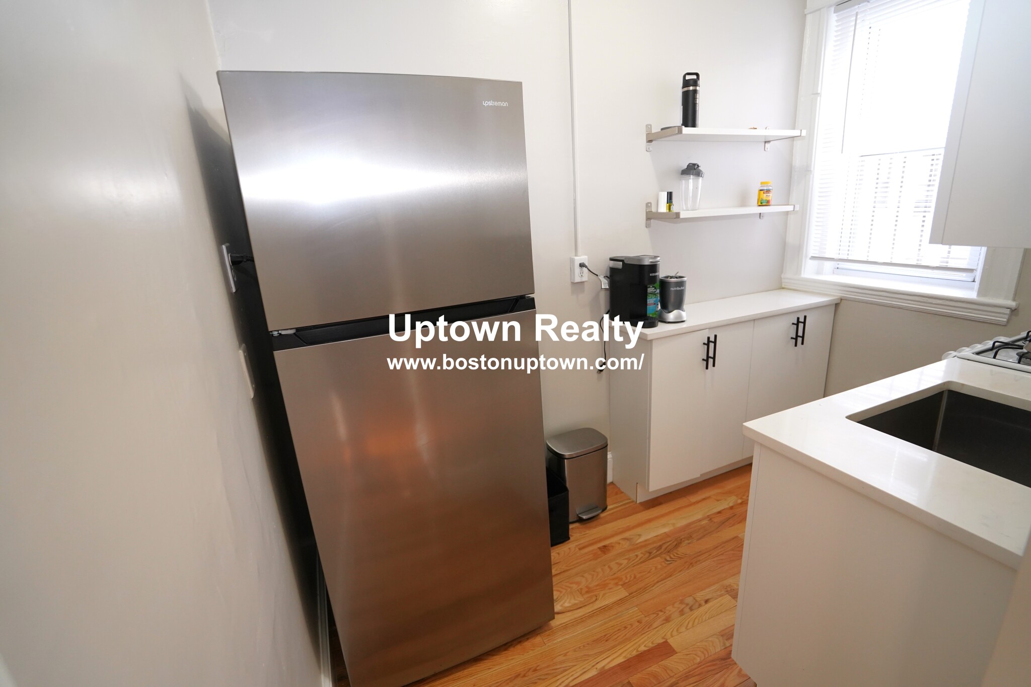 1140 Commonwealth Ave. - 2,250USD / month