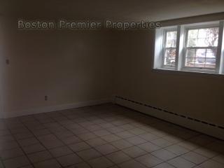 1 bed, 1 bath apartment for rent at 112 Greenleaf St Unit 1, Quincy — photo 7 of 10