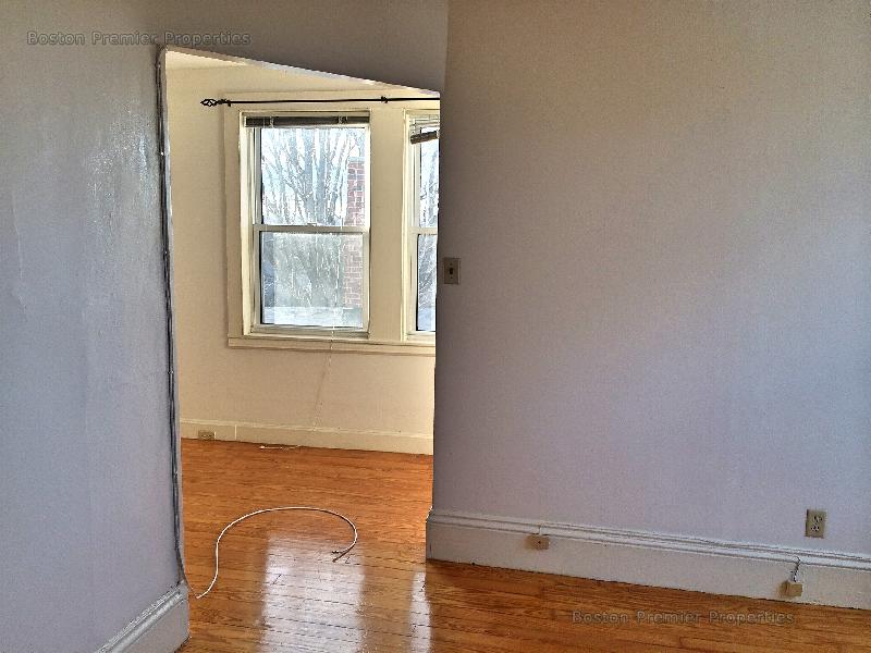 107 Lincoln Ave, Quincy
