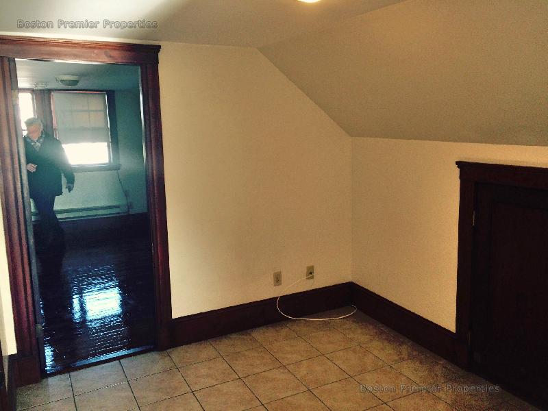 235 Independence Ave, Quincy