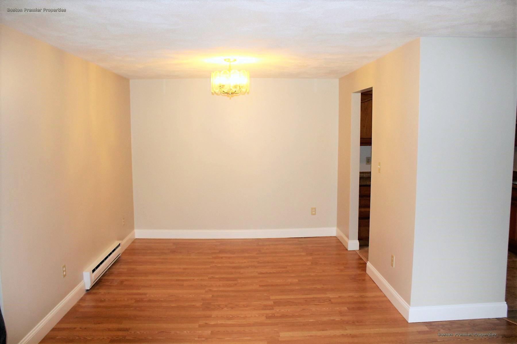 2 bed, 2 bath apartment for rent at 52 South Walnut St Unit 2, Quincy — photo 3 of 28