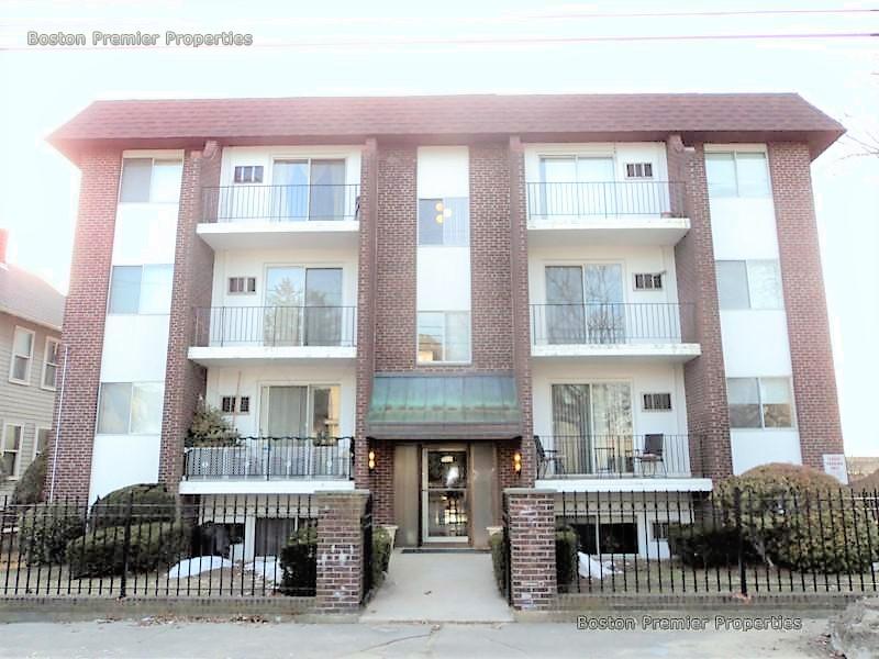 1 bed, 1 bath apartment for rent at 225 Independence Ave Unit 22, Quincy