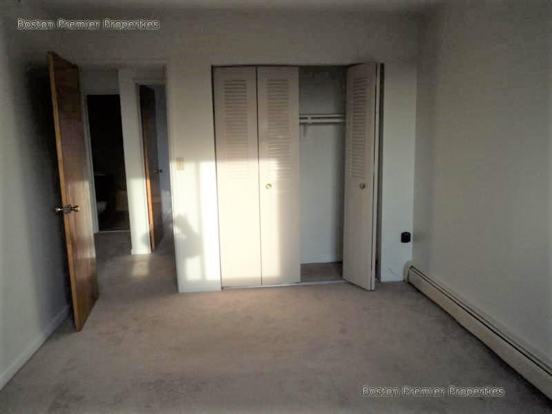 1 bed, 1 bath apartment for rent at 225 Independence Ave Unit 22, Quincy — photo 7 of 21