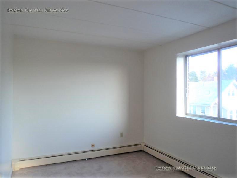 1 bed, 1 bath apartment for rent at 225 Independence Ave Unit 22, Quincy — photo 14 of 21