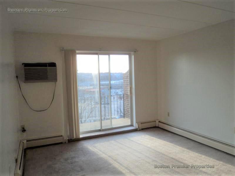 1 bed, 1 bath apartment for rent at 225 Independence Ave Unit 22, Quincy — photo 19 of 21