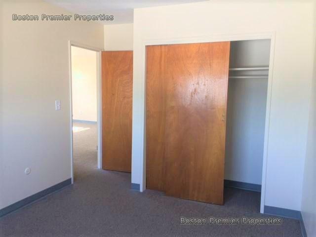 2 bed, 1 bath apartment for rent at 211 West Squantum Unit 1, Quincy — photo 6 of 14