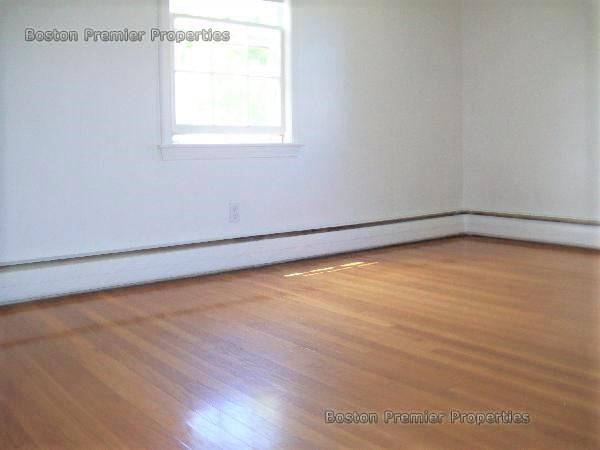 1 bed, 1 bath apartment for rent at 160 Atlantic St Unit 2, Quincy — photo 4 of 6