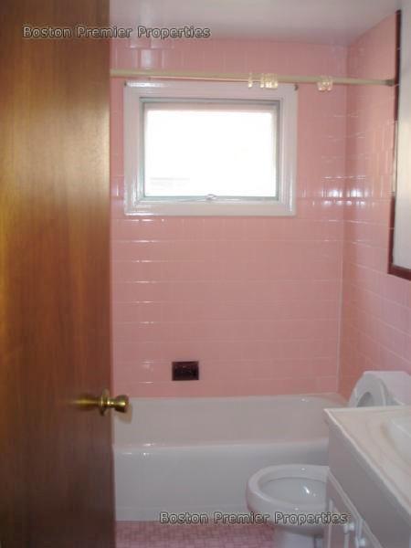 1 bed, 1 bath apartment for rent at 160 Atlantic St Unit 2, Quincy — photo 5 of 6