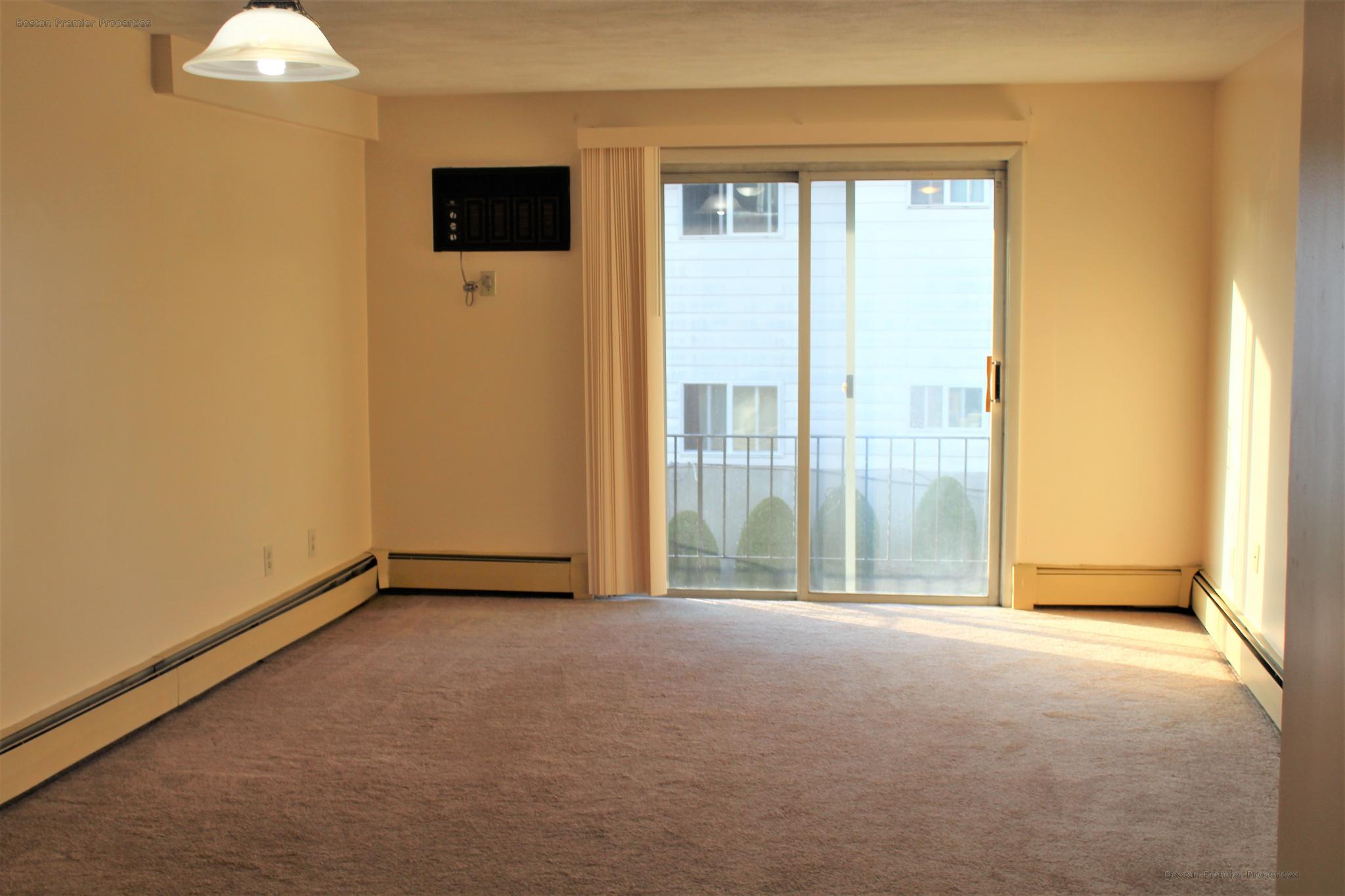 2 bed, 1 bath apartment for rent at 41 South St Unit 1, Quincy — photo 3 of 5