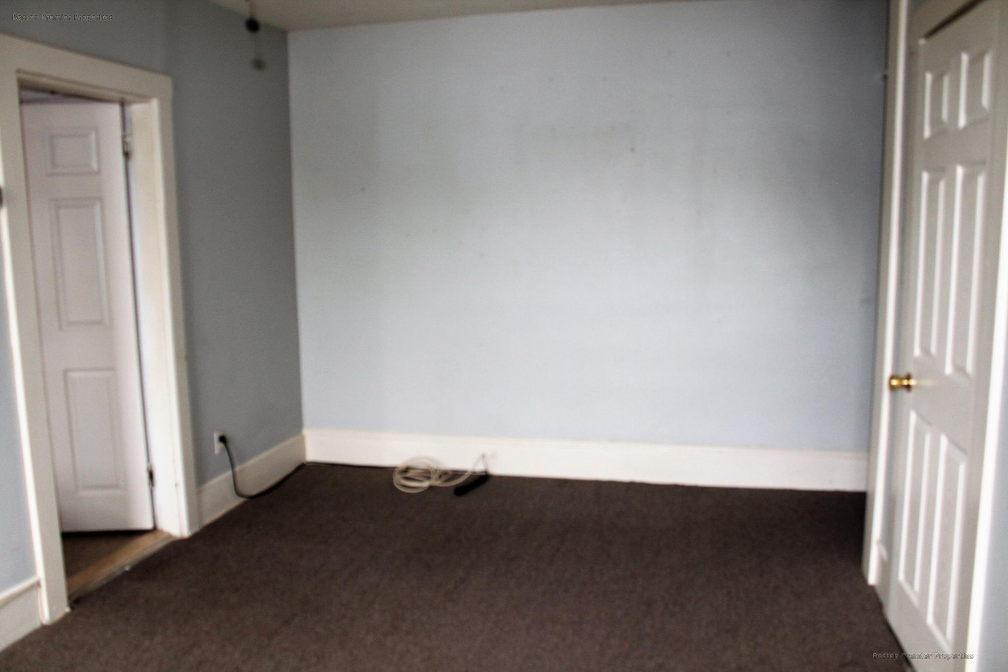 1 bed, 1 bath apartment for rent at 10 Cherry Unit 9, Quincy — photo 7 of 15