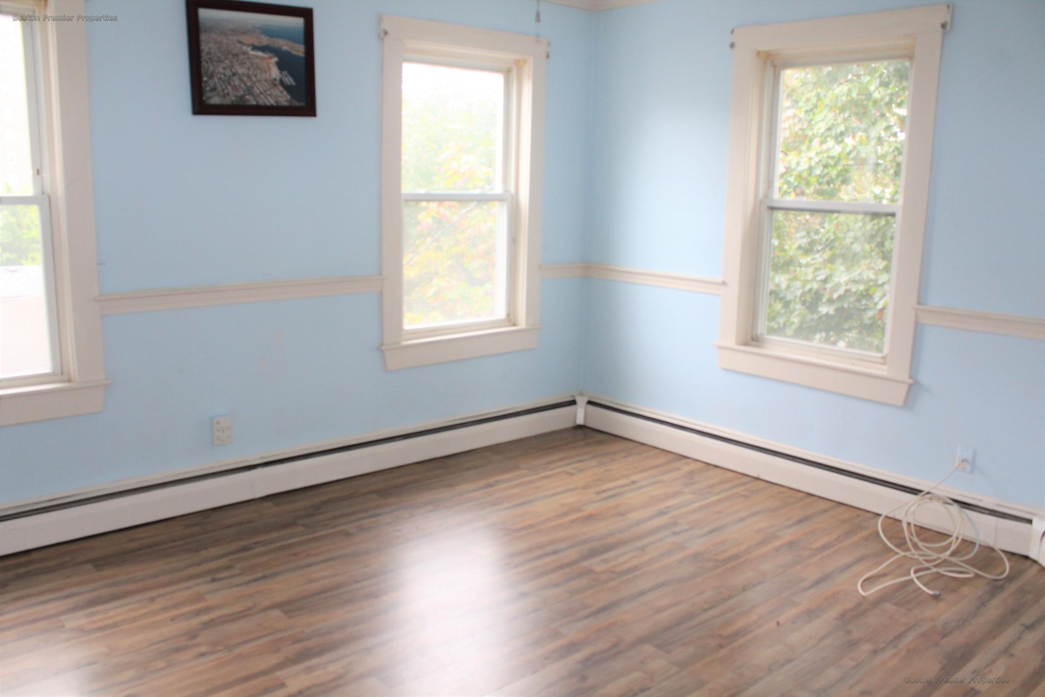 1 bed, 1 bath apartment for rent at 10 Cherry Unit 9, Quincy — photo 11 of 15