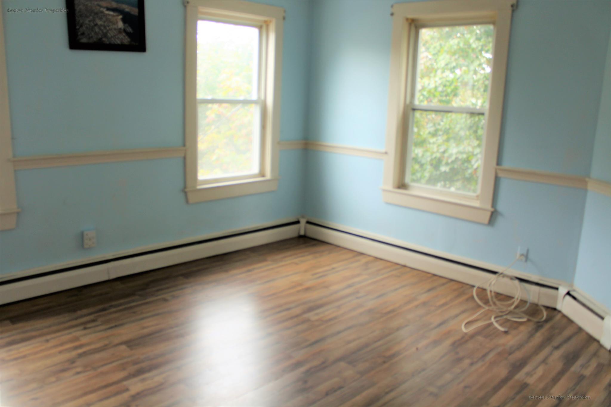 1 bed, 1 bath apartment for rent at 10 Cherry Unit 9, Quincy — photo 13 of 15