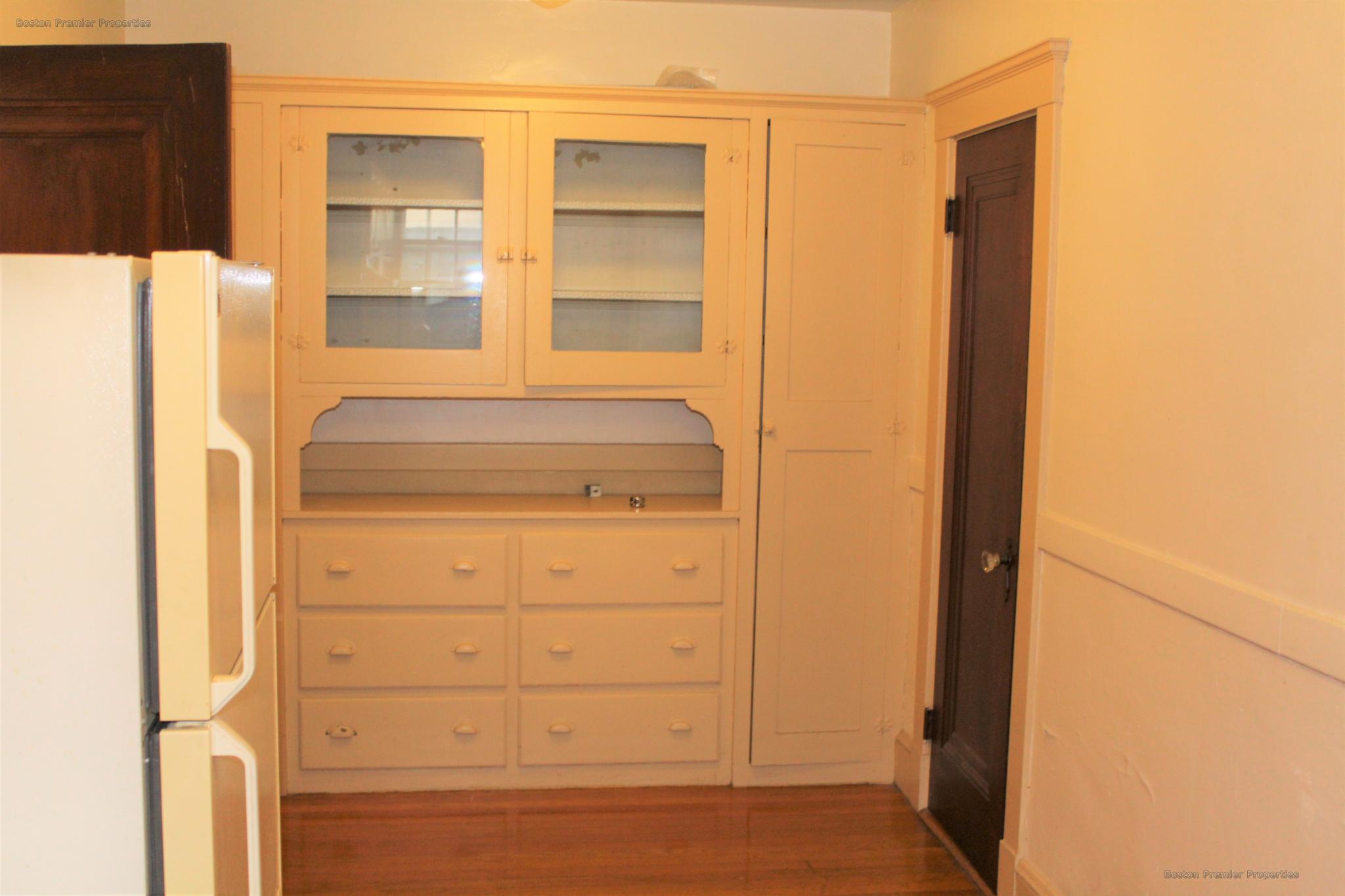 1 bed, 1 bath apartment for rent at 200 Presidents Ln Unit 18, Quincy — photo 4 of 6