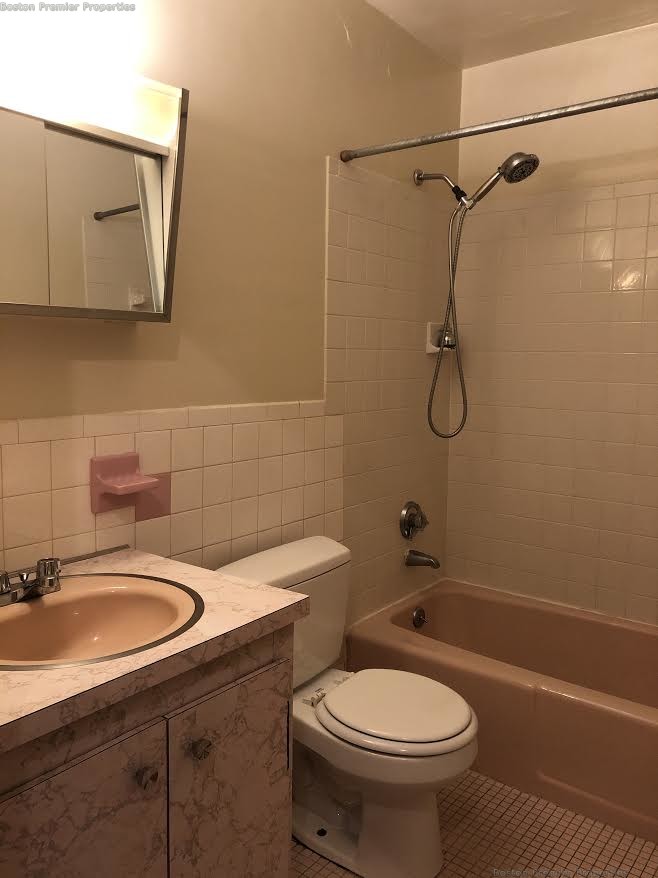 1 bed, 1 bath apartment for rent at 68 Butler St Unit A5, Dorchester — photo 5 of 8