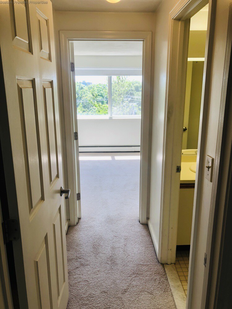 2 bed, 2 bath apartment for rent at 410 Washington St Unit 51, Quincy — photo 9 of 23