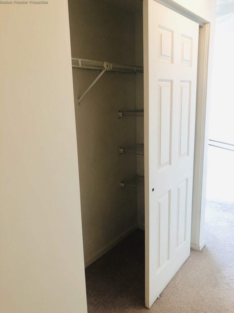 2 bed, 2 bath apartment for rent at 410 Washington St Unit 51, Quincy — photo 12 of 23