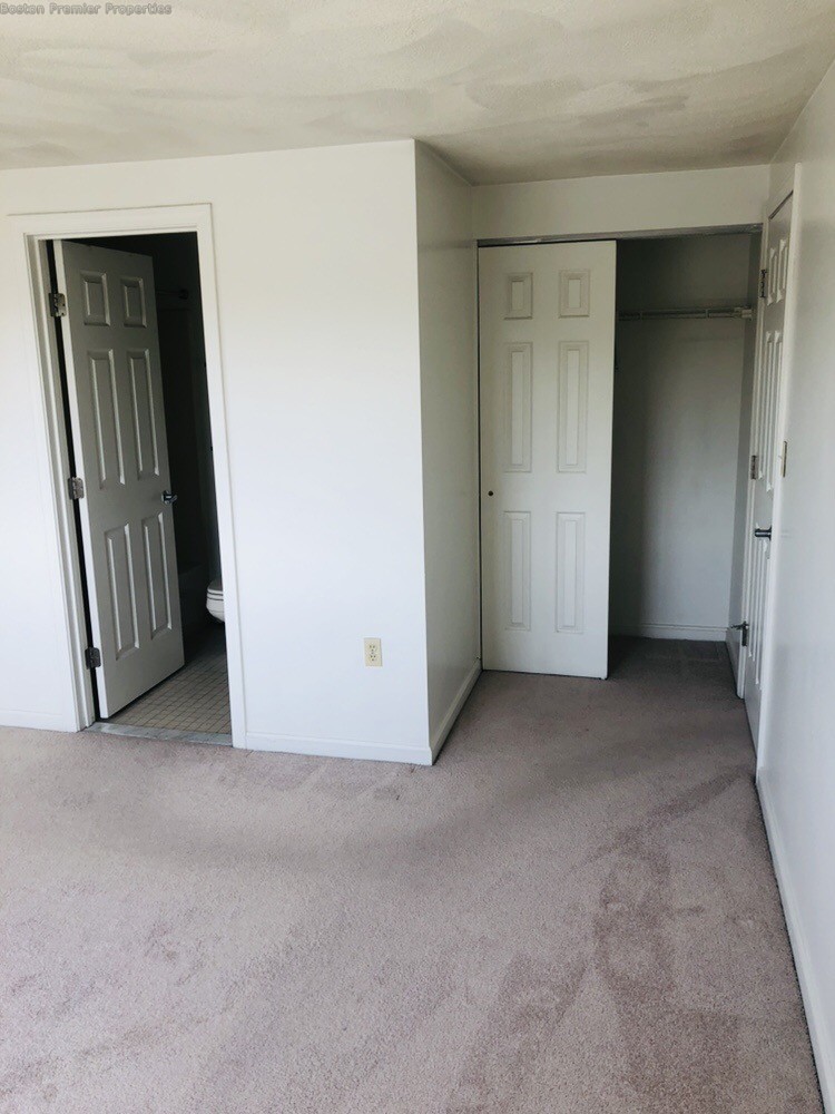2 bed, 2 bath apartment for rent at 410 Washington St Unit 21, Quincy — photo 18 of 22