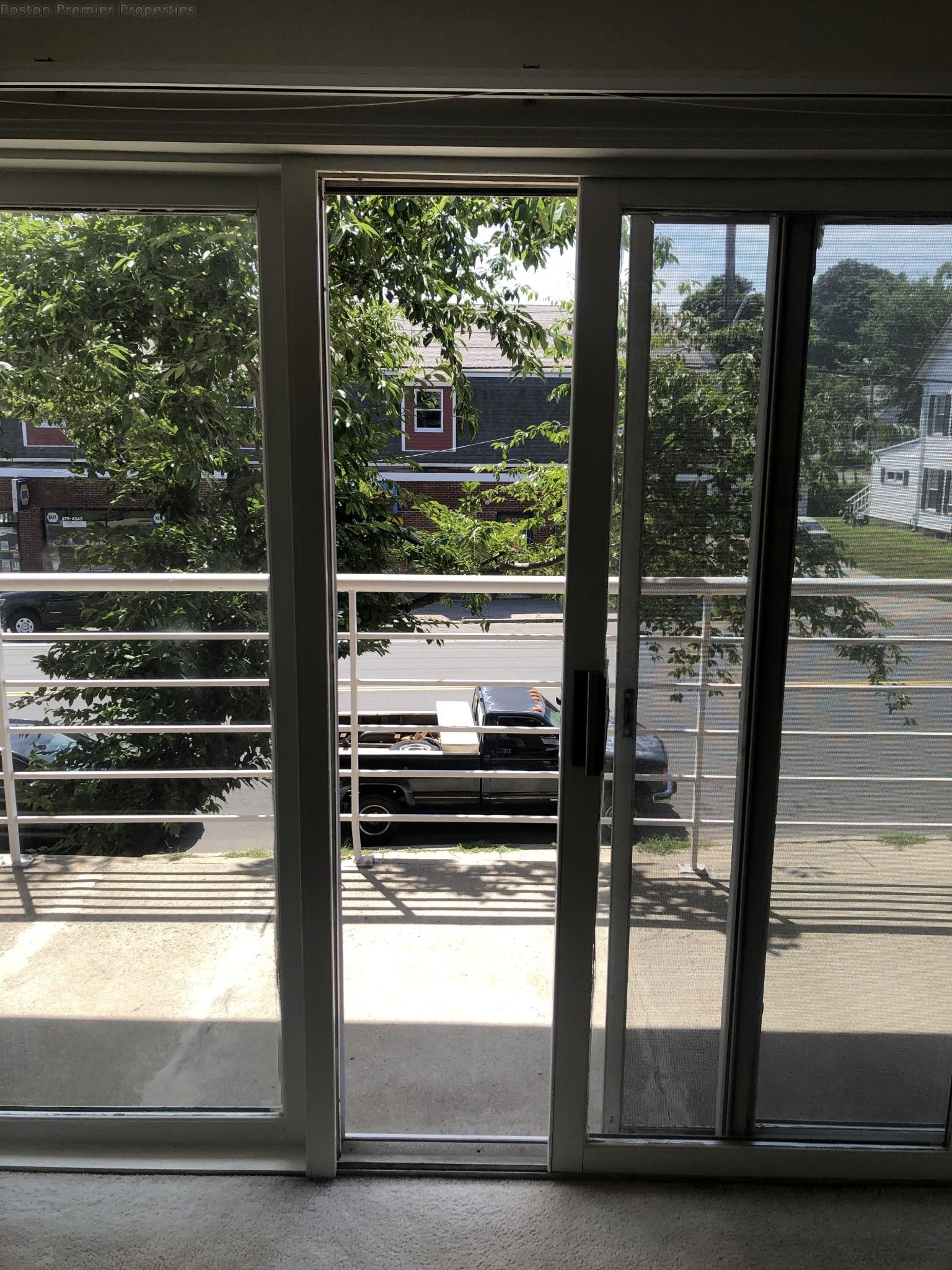 2 bed, 2 bath apartment for rent at 410 Washington St Unit 21, Quincy — photo 2 of 22
