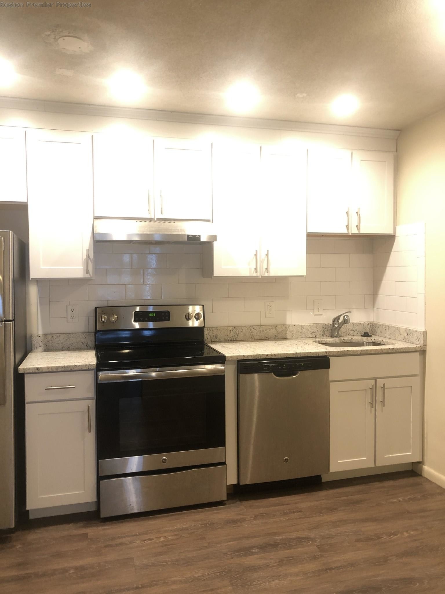 2 bed, 1 bath apartment for rent at 68 Butler St Unit C2, Dorchester — photo 6 of 9