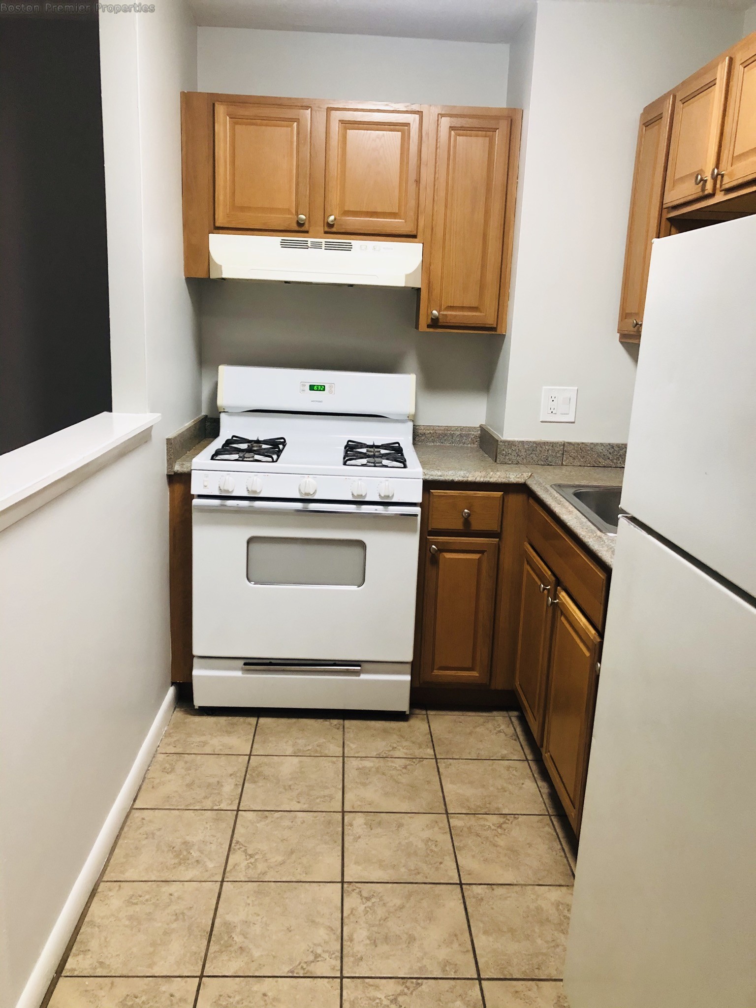 2 bed, 1 bath apartment for rent at 332 Copeland Unit 1, Quincy