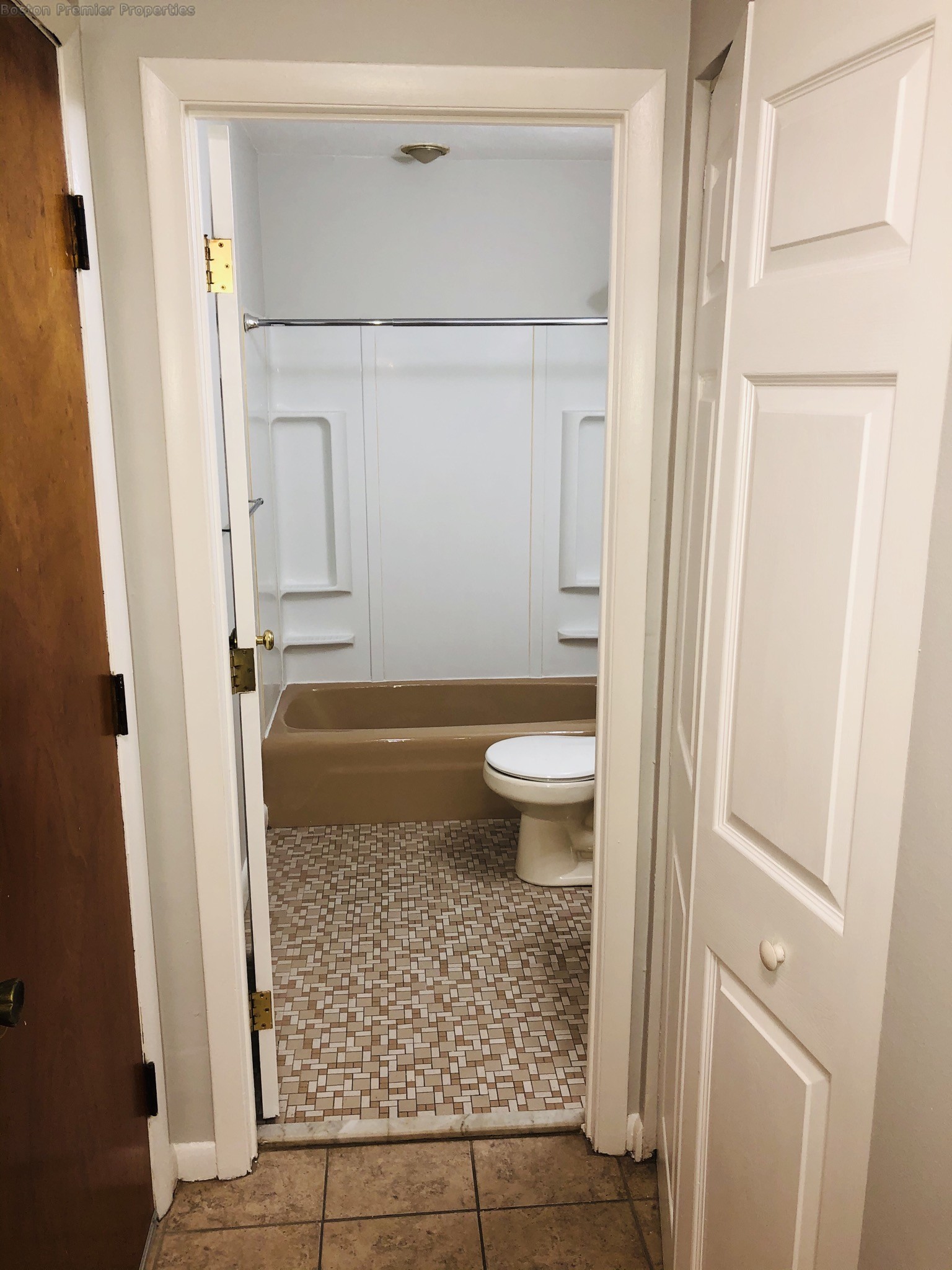 2 bed, 1 bath apartment for rent at 332 Copeland Unit 1, Quincy — photo 6 of 7
