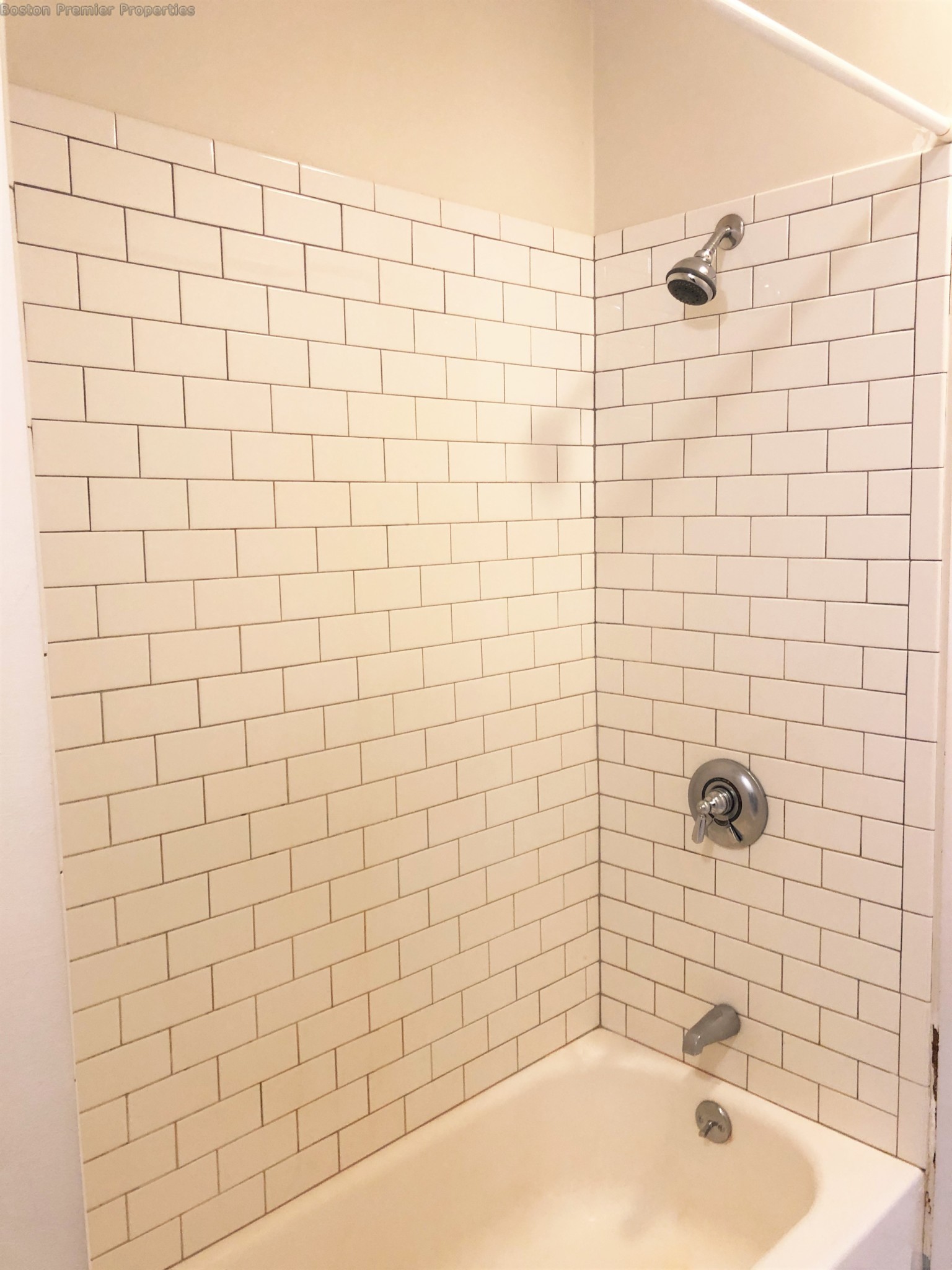 2 bed, 1 bath apartment for rent at 288-290 Whitwell St Unit 3, Quincy — photo 20 of 20