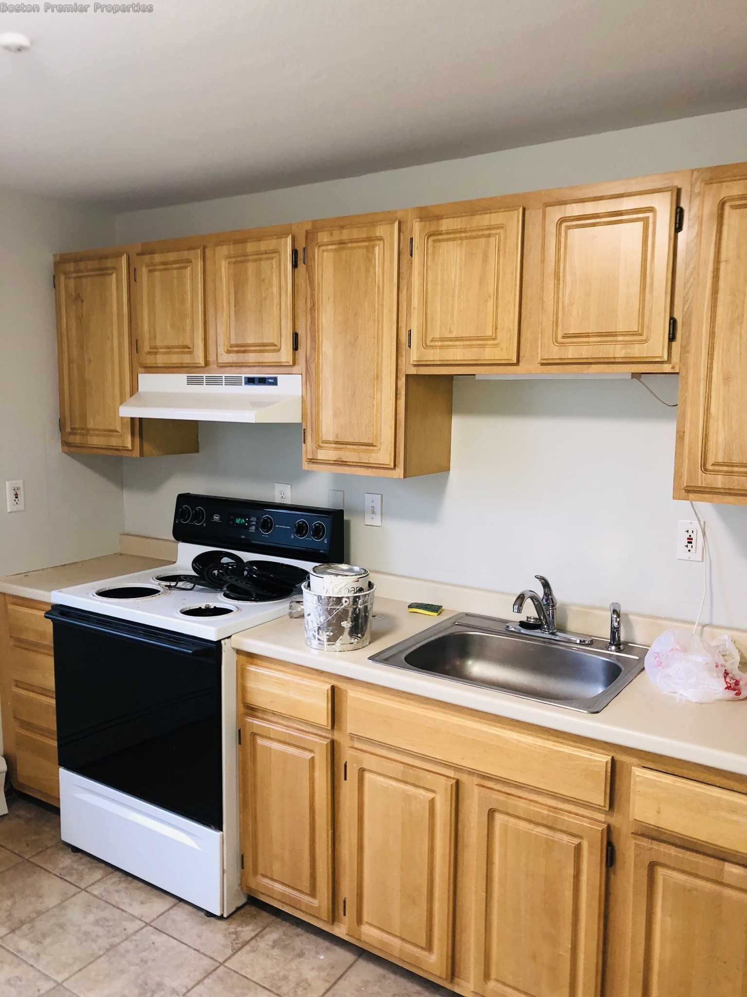 1 bed, 1 bath apartment for rent at 52 Curtis St Unit 4, Quincy — photo 2 of 5