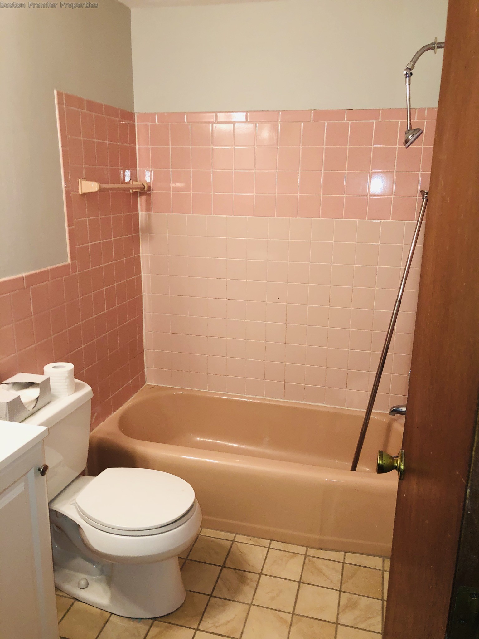 1 bed, 1 bath apartment for rent at 52 Curtis St Unit 4, Quincy — photo 3 of 5