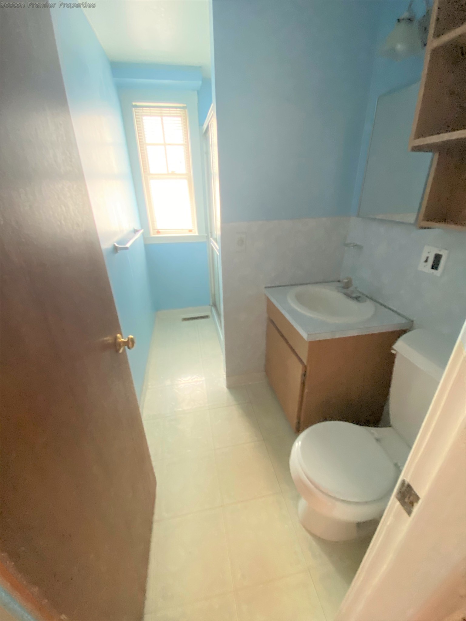 1 bed, 1 bath apartment for rent at 13 South Junior Unit A, Quincy — photo 4 of 8