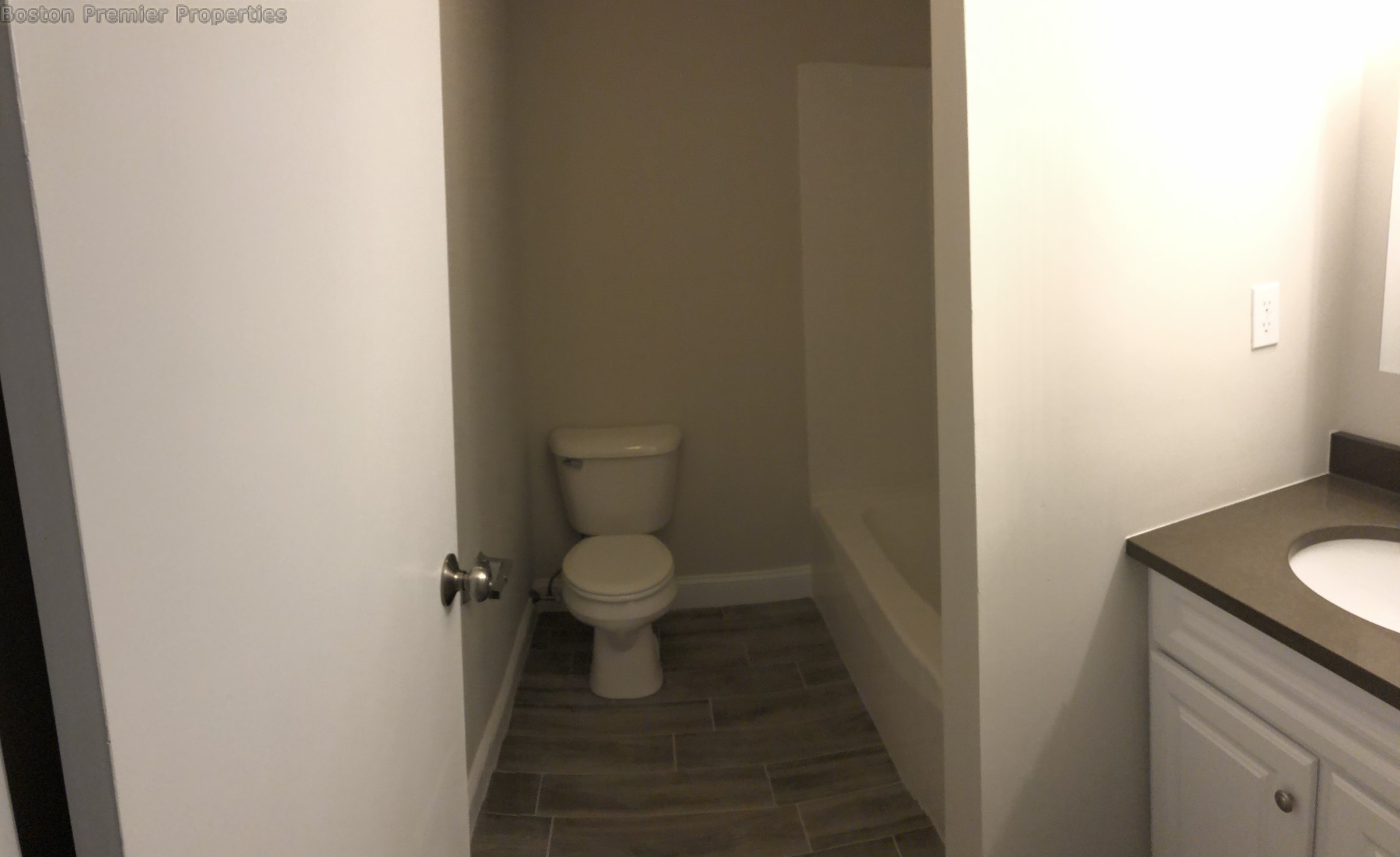 2 bed, 2 bath apartment for rent at 52 South Walnut St Unit 2, Quincy — photo 28 of 28